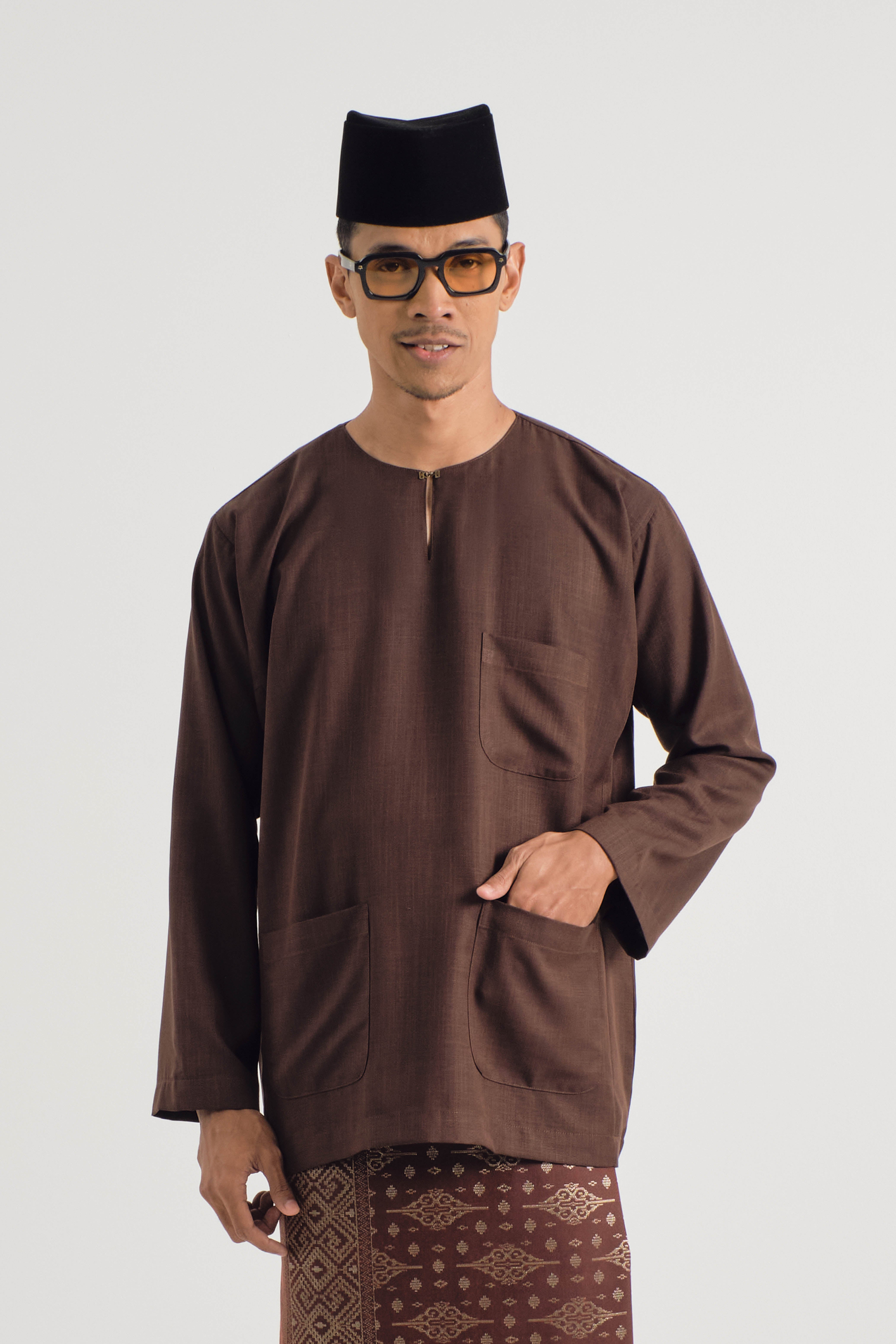 OG' Series Baju Melayu Teluk Belanga Klasik Seluar Modern - Perang Tua