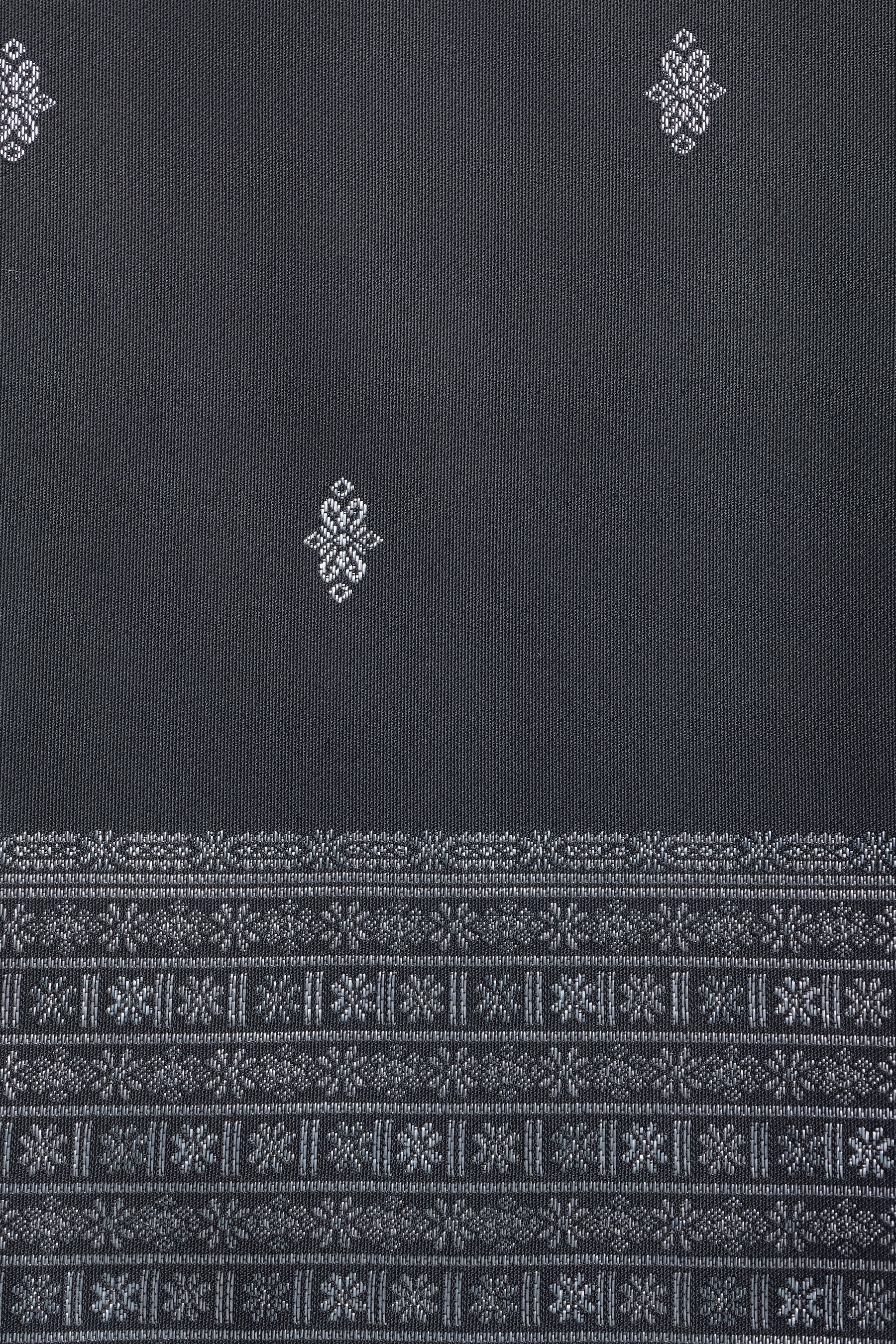 Samping Tebaran Bujur Kesuma - Black Silver