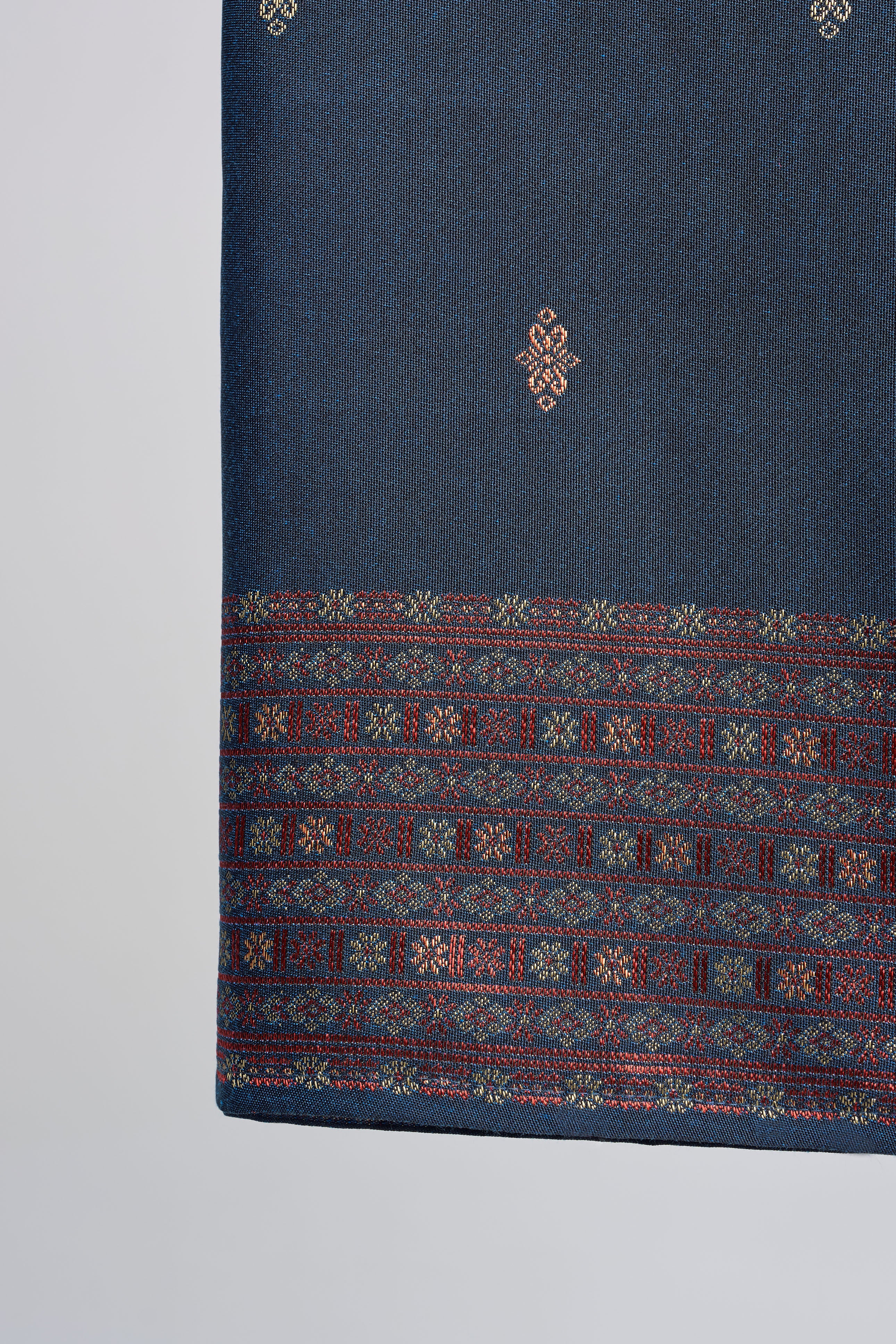 Samping Tebaran Bujur Kesuma - Admiral Blue