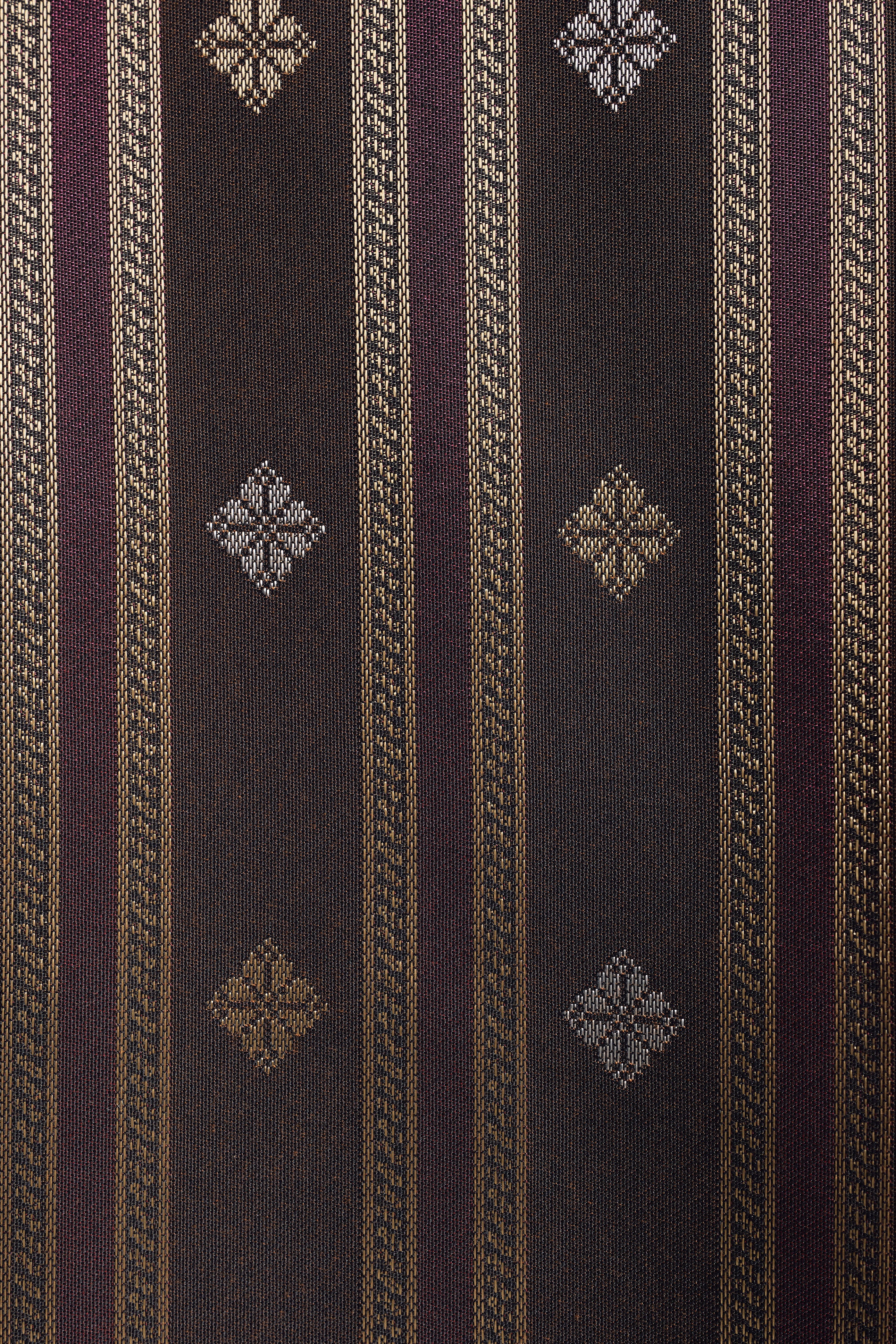 Samping Galur Kelopak - Coklat Merah