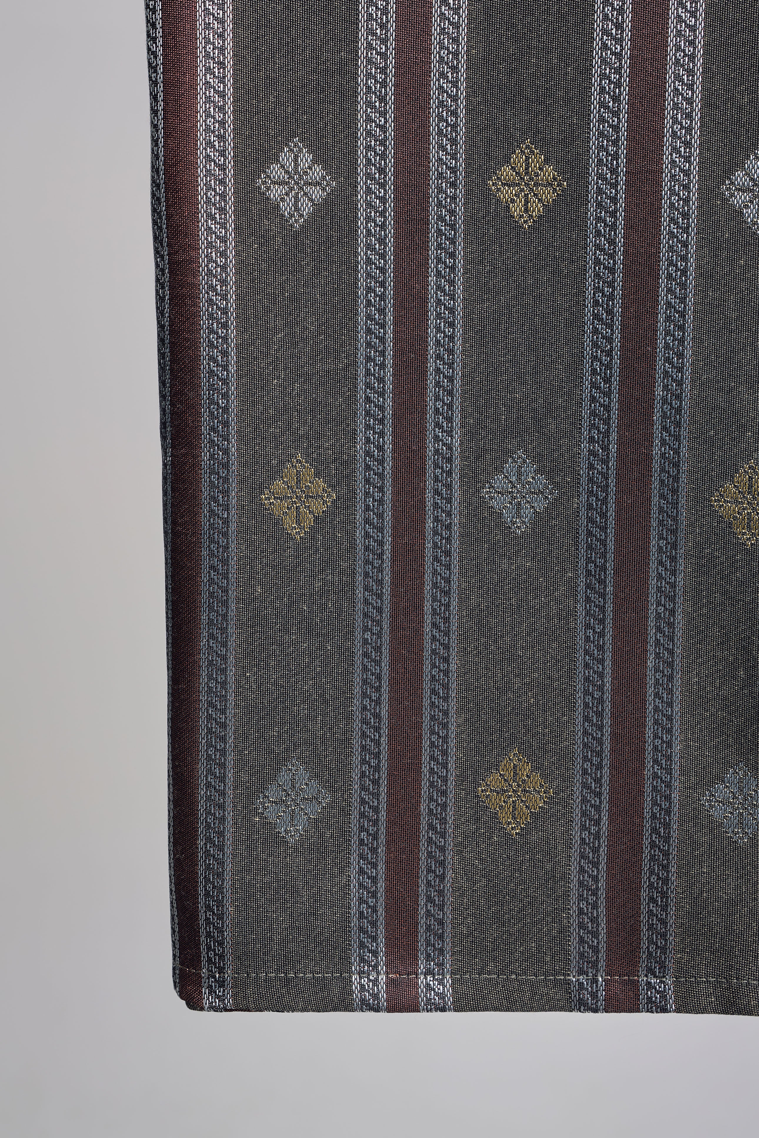 Samping Galur Kelopak - Hijau Coklat