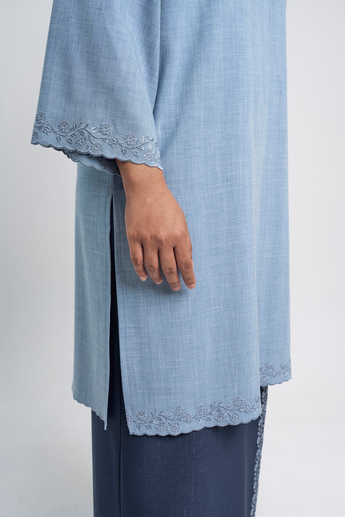 Setanjong Kurung Labuh - Blue
