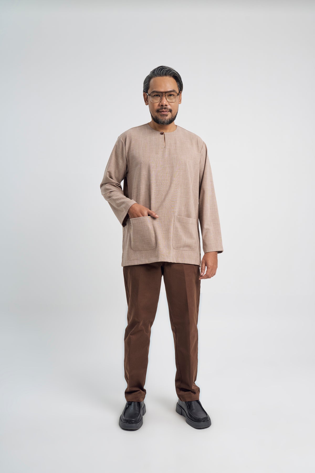 Setanjong Loose Fit Men Top - Brown