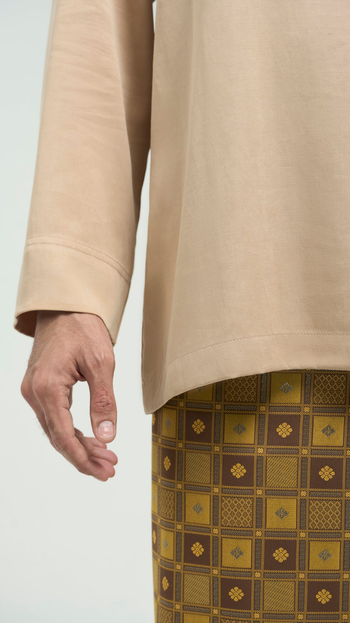 Tasor Loose Fit Teluk Belanga - Brown