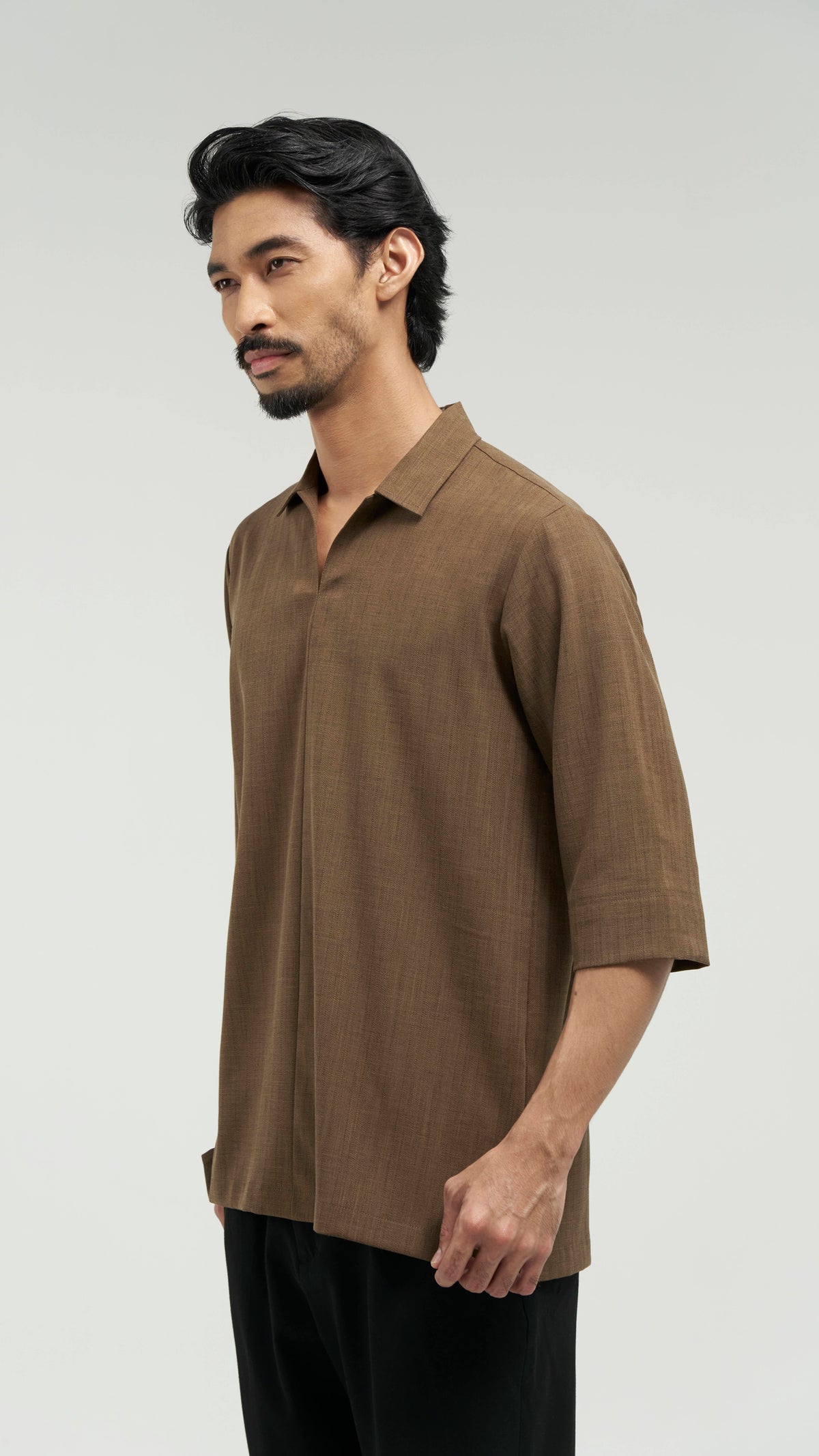 Tasor Modern Fit Collared Quarter Sleeve Top - Dark Brown