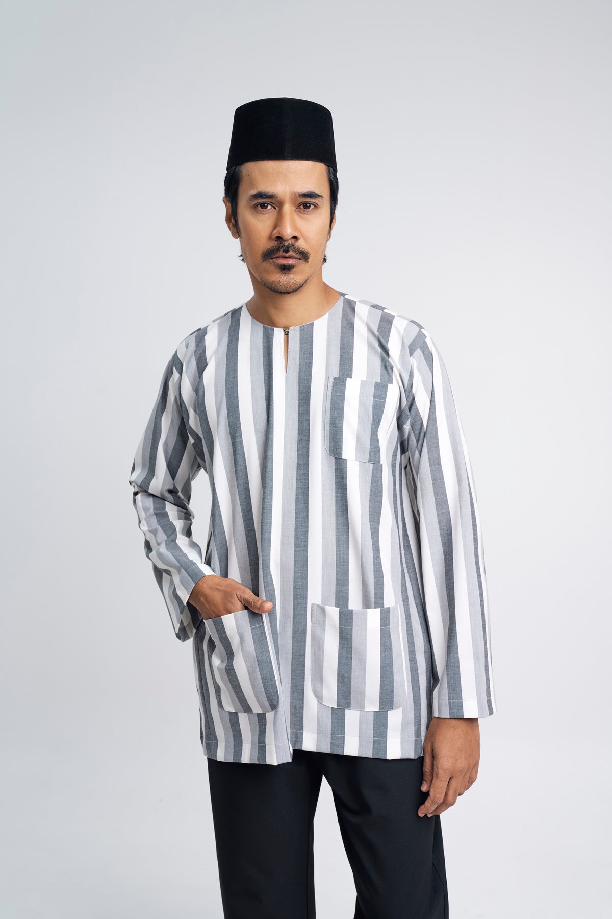 Artisan Tulang Belut Men Top - Grey
