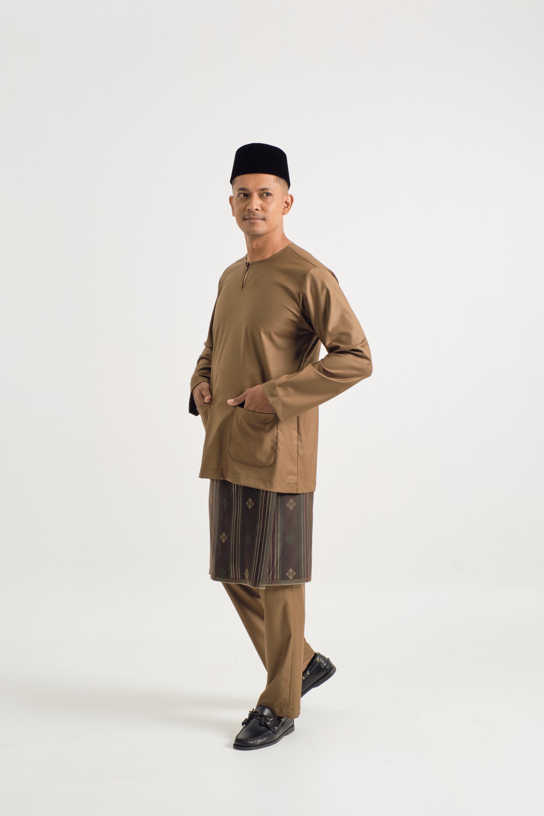 Patawali Modern Fit Baju Melayu Teluk Belanga - Walnut