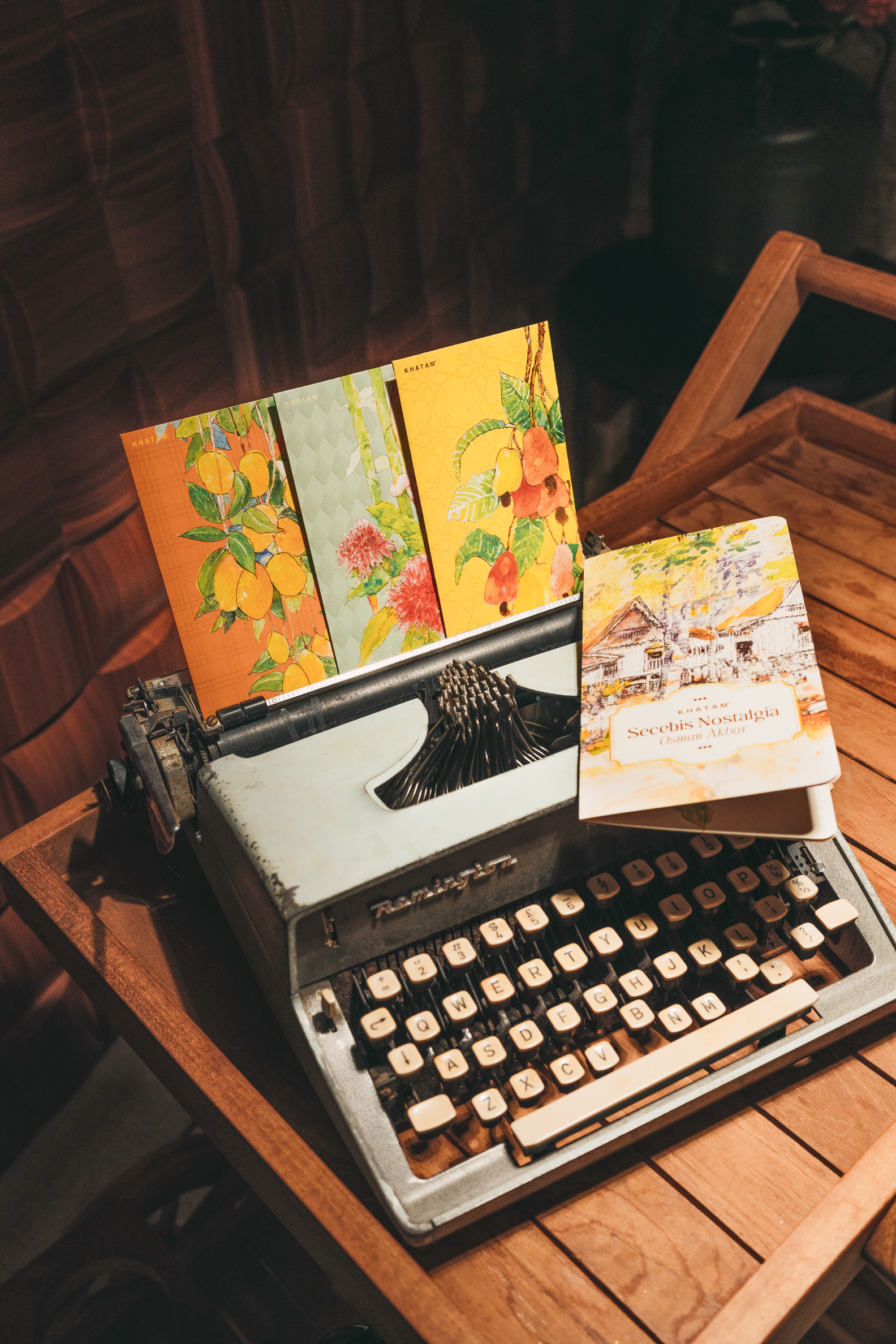 Sampul Raya Secebis Nostalgia E2