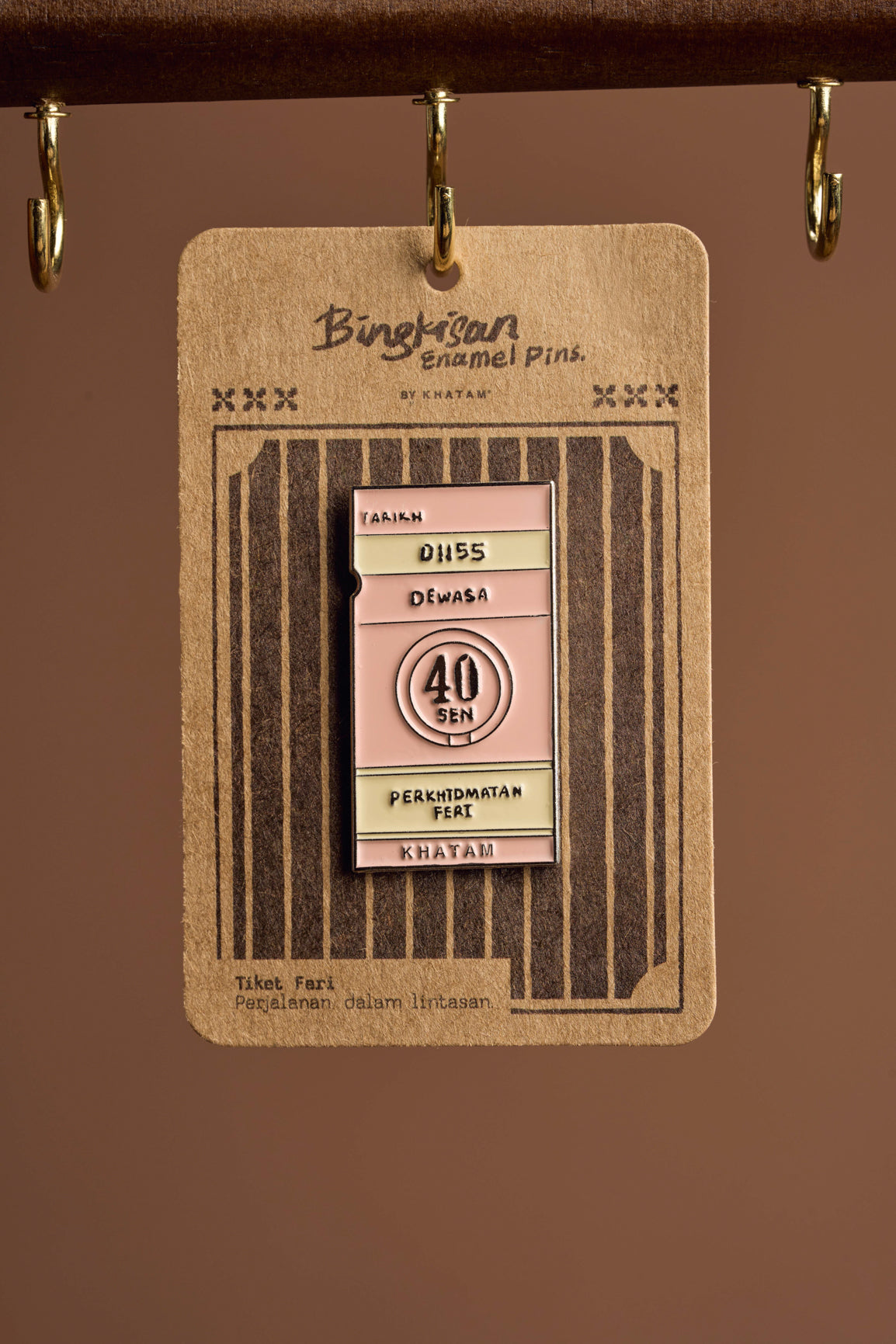 Bingkisan Enamel Pin