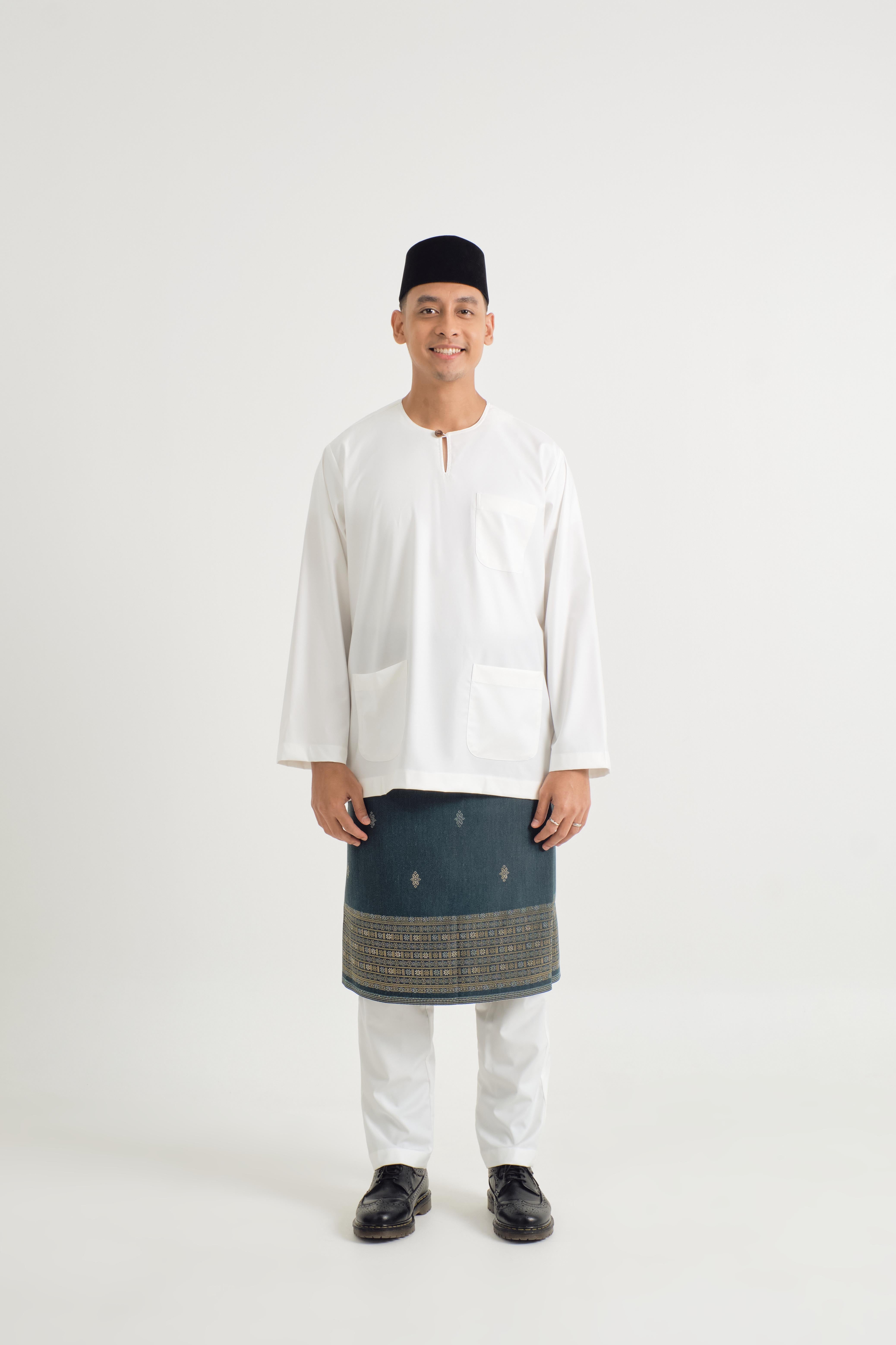 Patawali Classic Fit Baju Melayu Teluk Belanga - Antique White