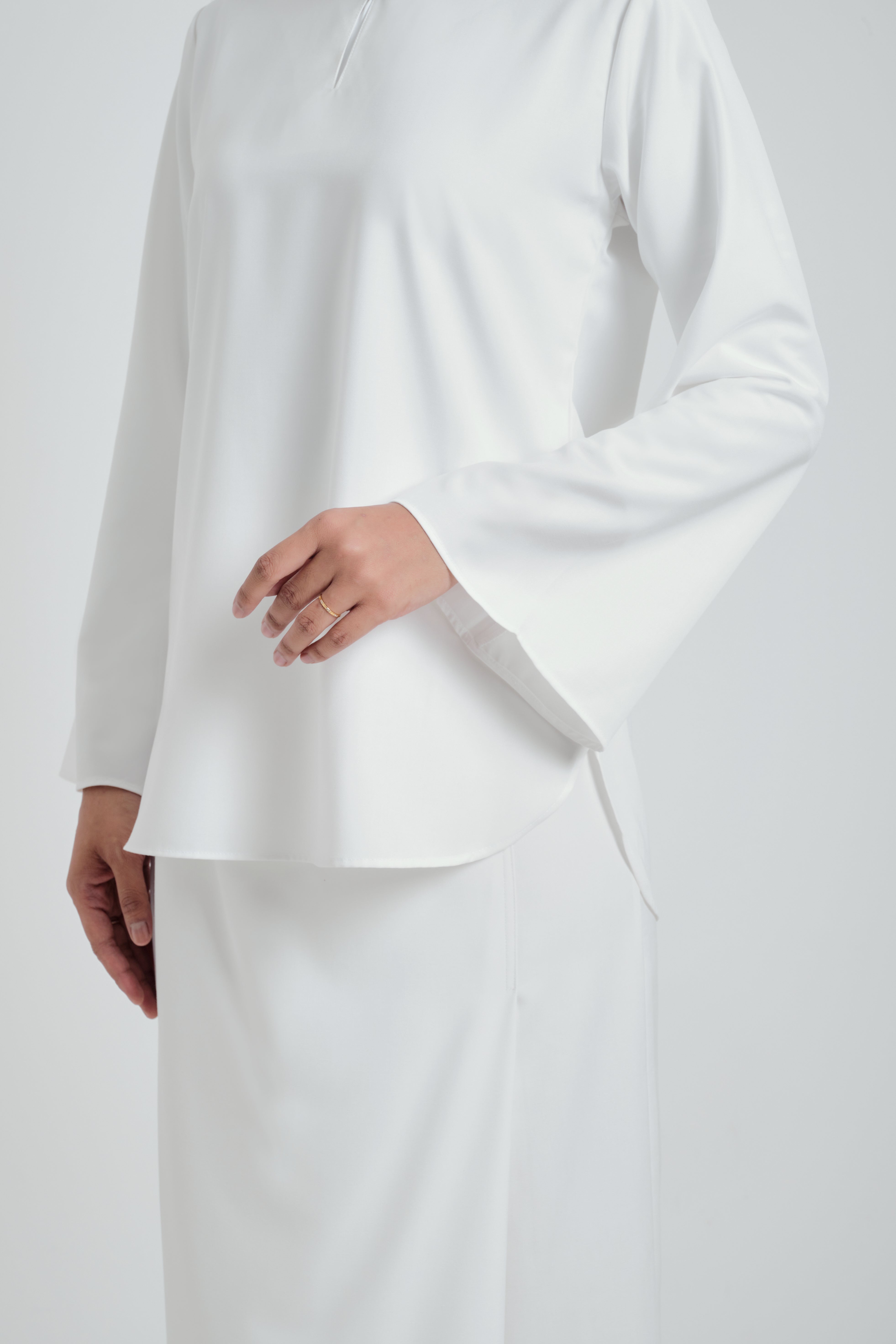 Patawali Baju Kurung - Blanc White