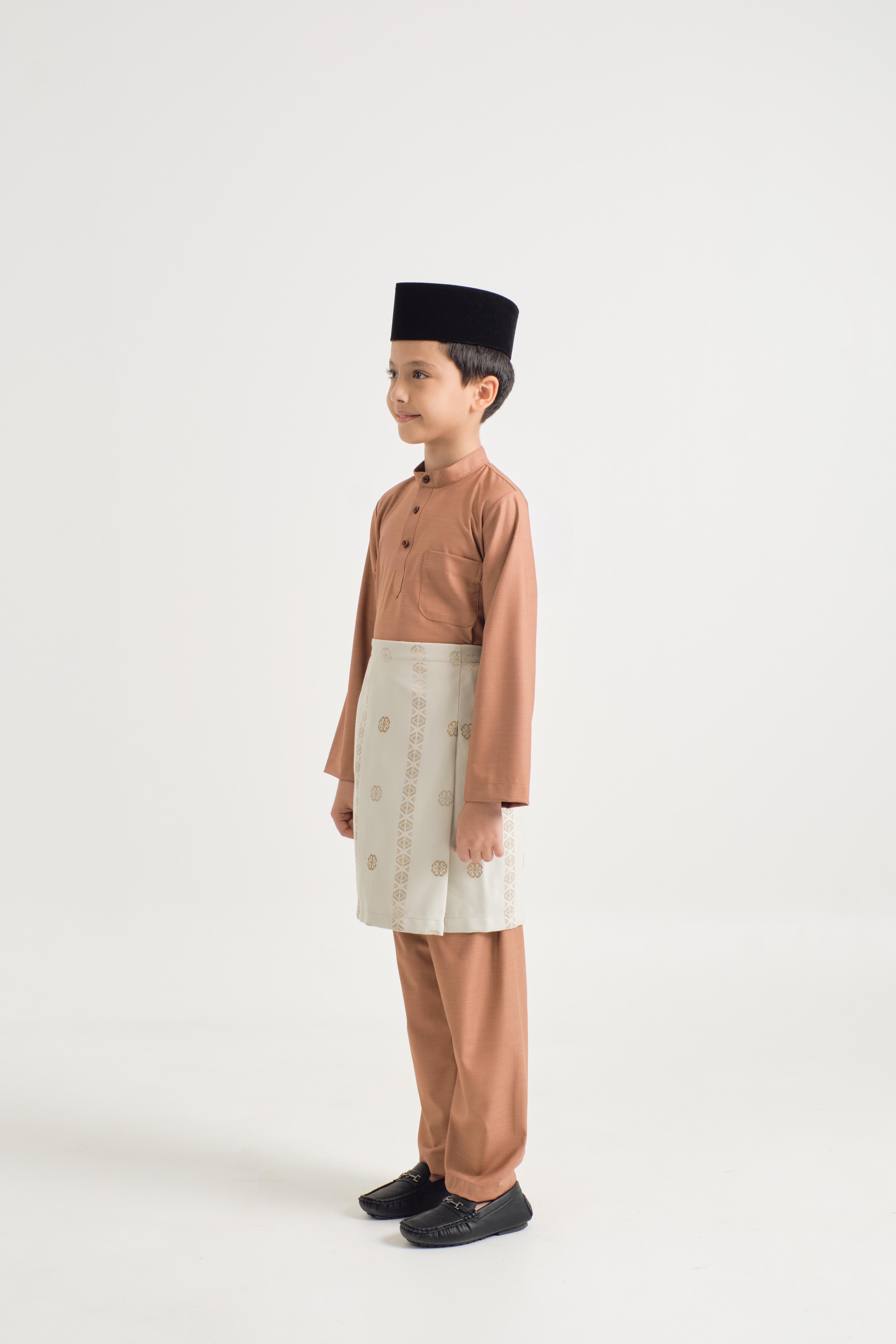 Patawali Boys Baju Melayu Cekak Musang - Clay Brown