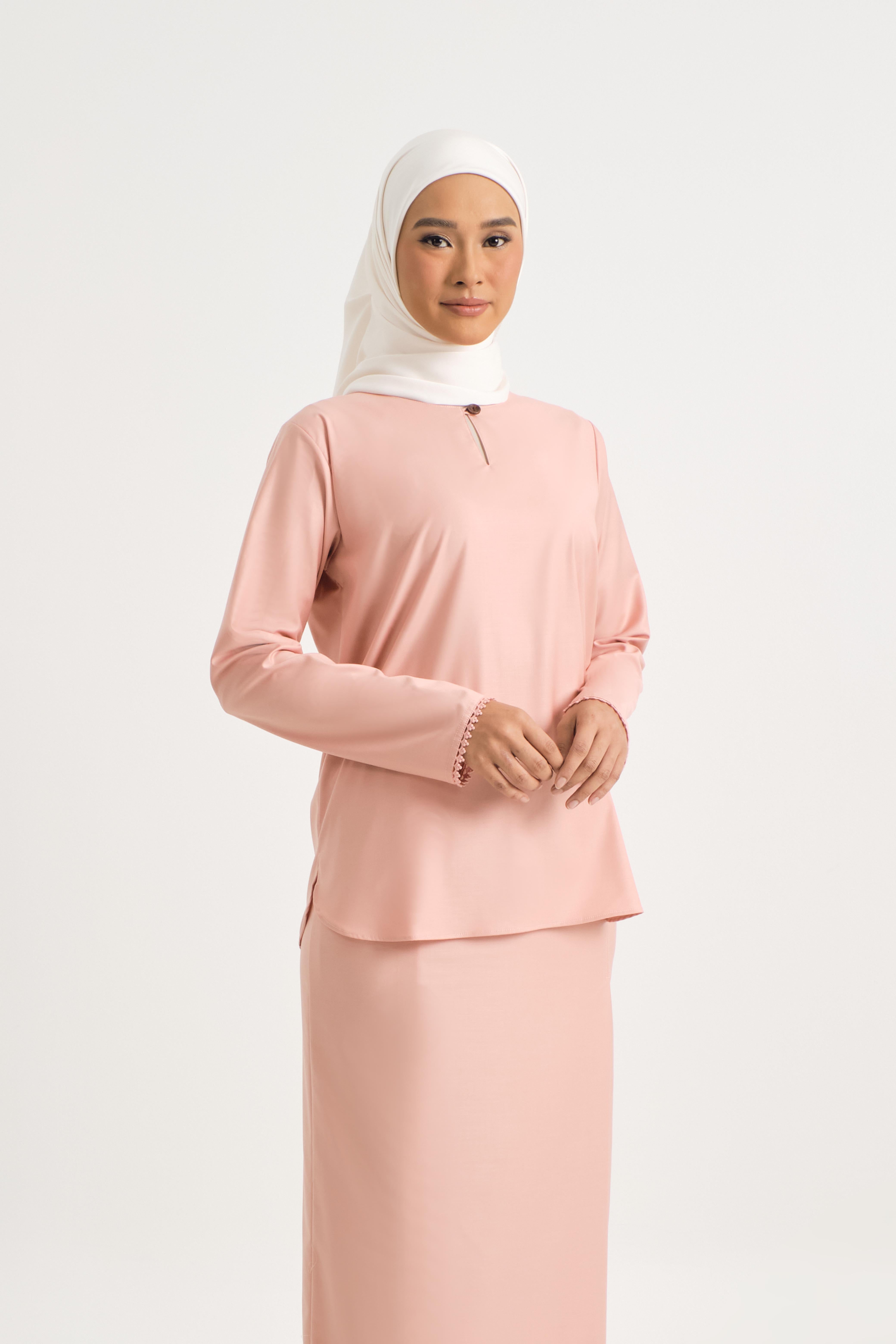 Patawali Baju Kurung - Coral