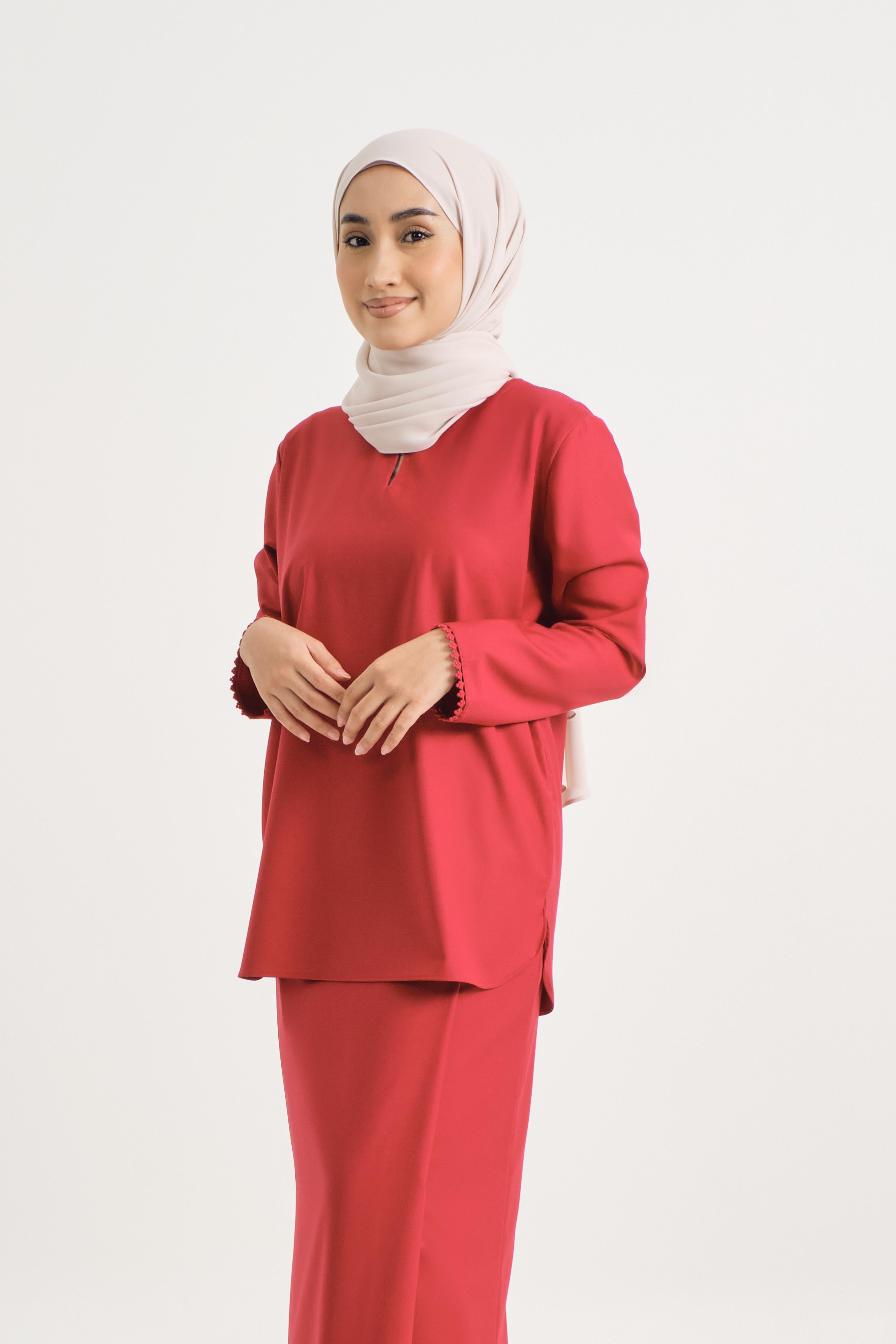 Patawali Baju Kurung - Crimson Red