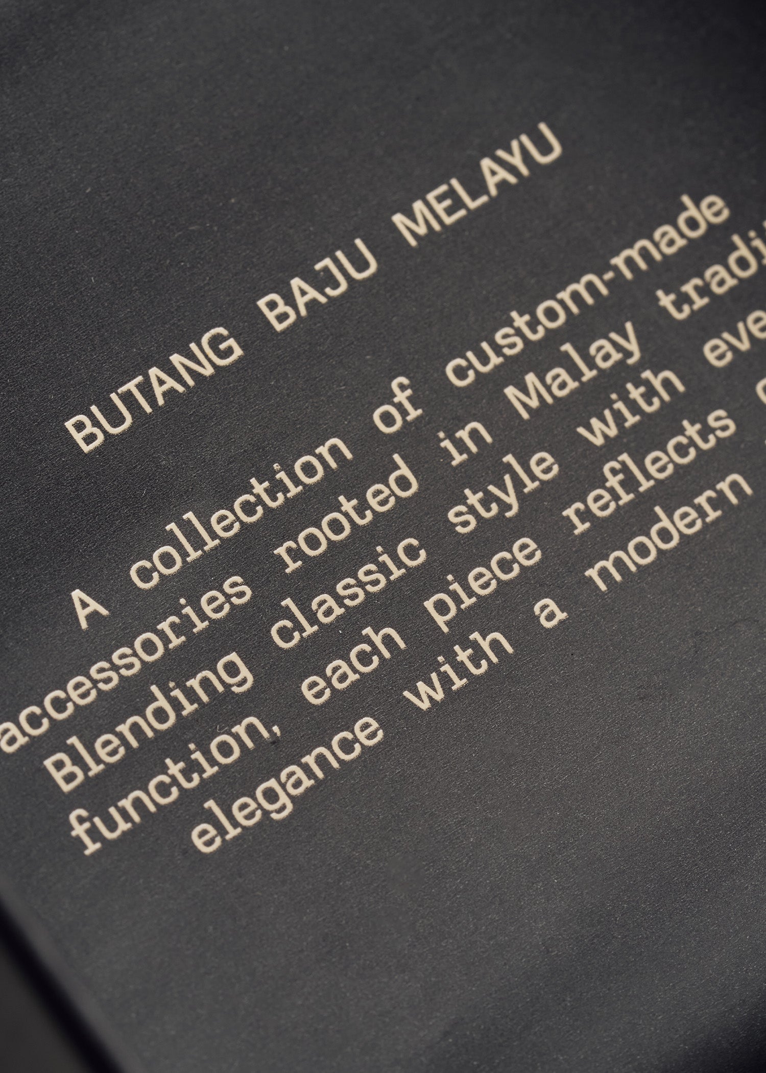 Butang Baju Melayu - Woody Brown