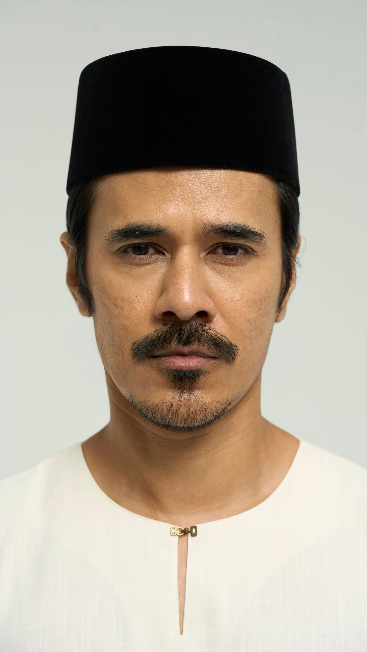 OG' Series Baju Melayu Teluk Belanga Klasik Seluar Moden - Putih Gading