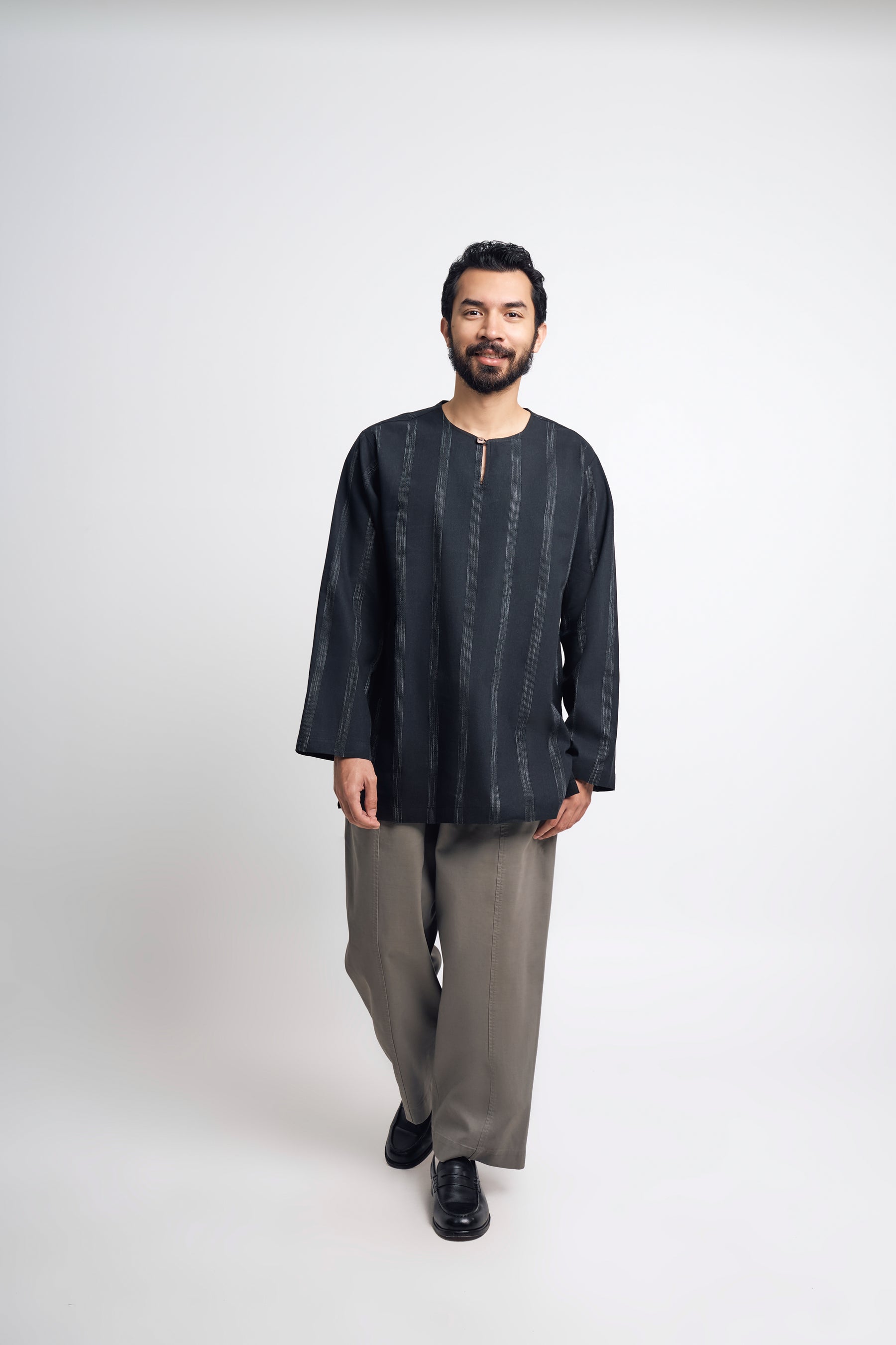 Detak Modern Fit Long Sleeves Top -  Black