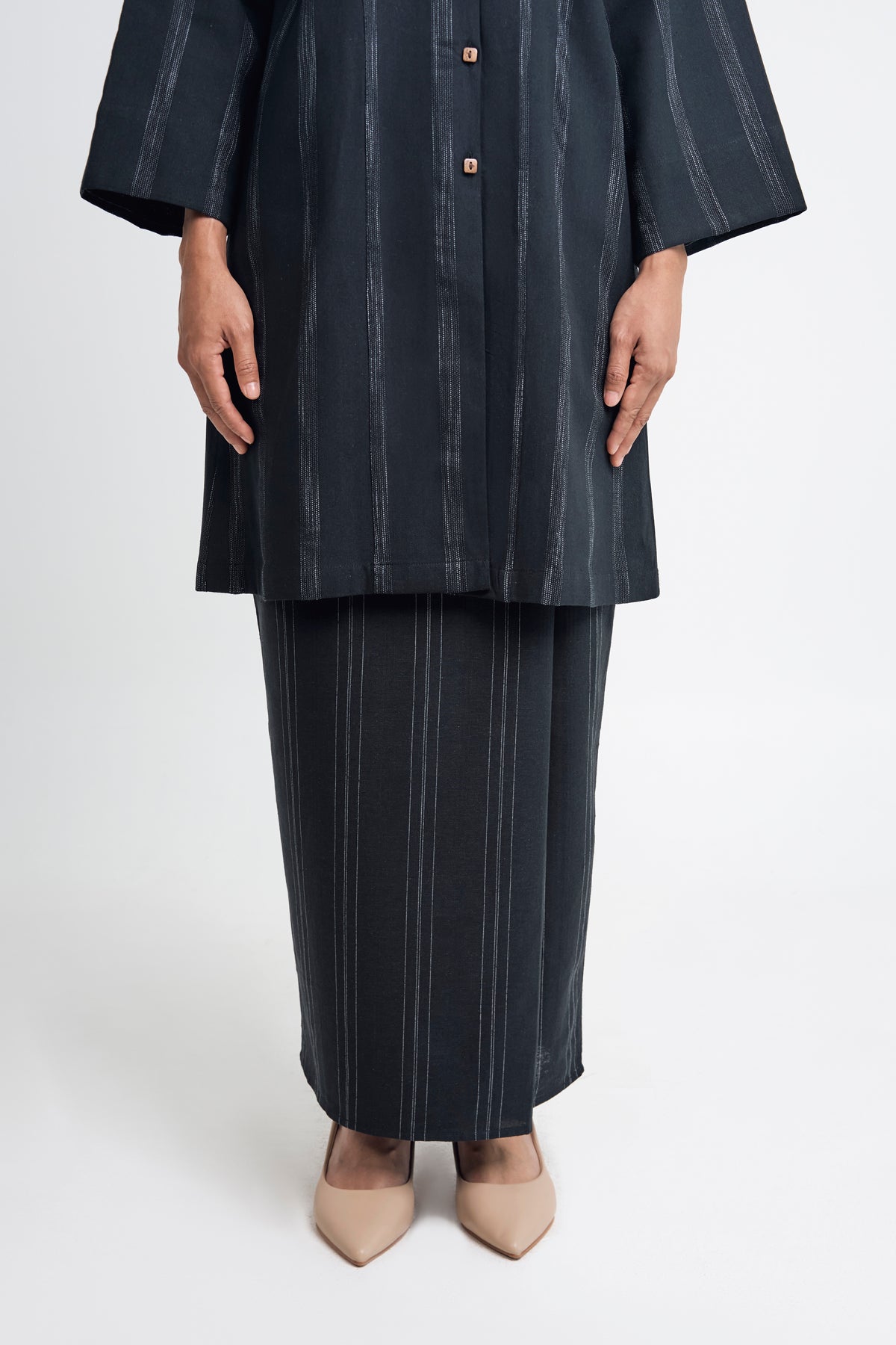 Detak Women Baju Belah -  Black