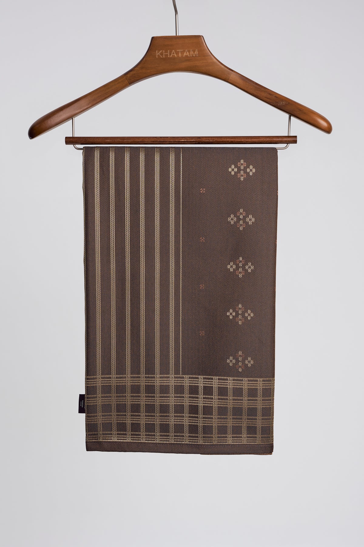 Samping Galur Cengkih - Coklat Emas