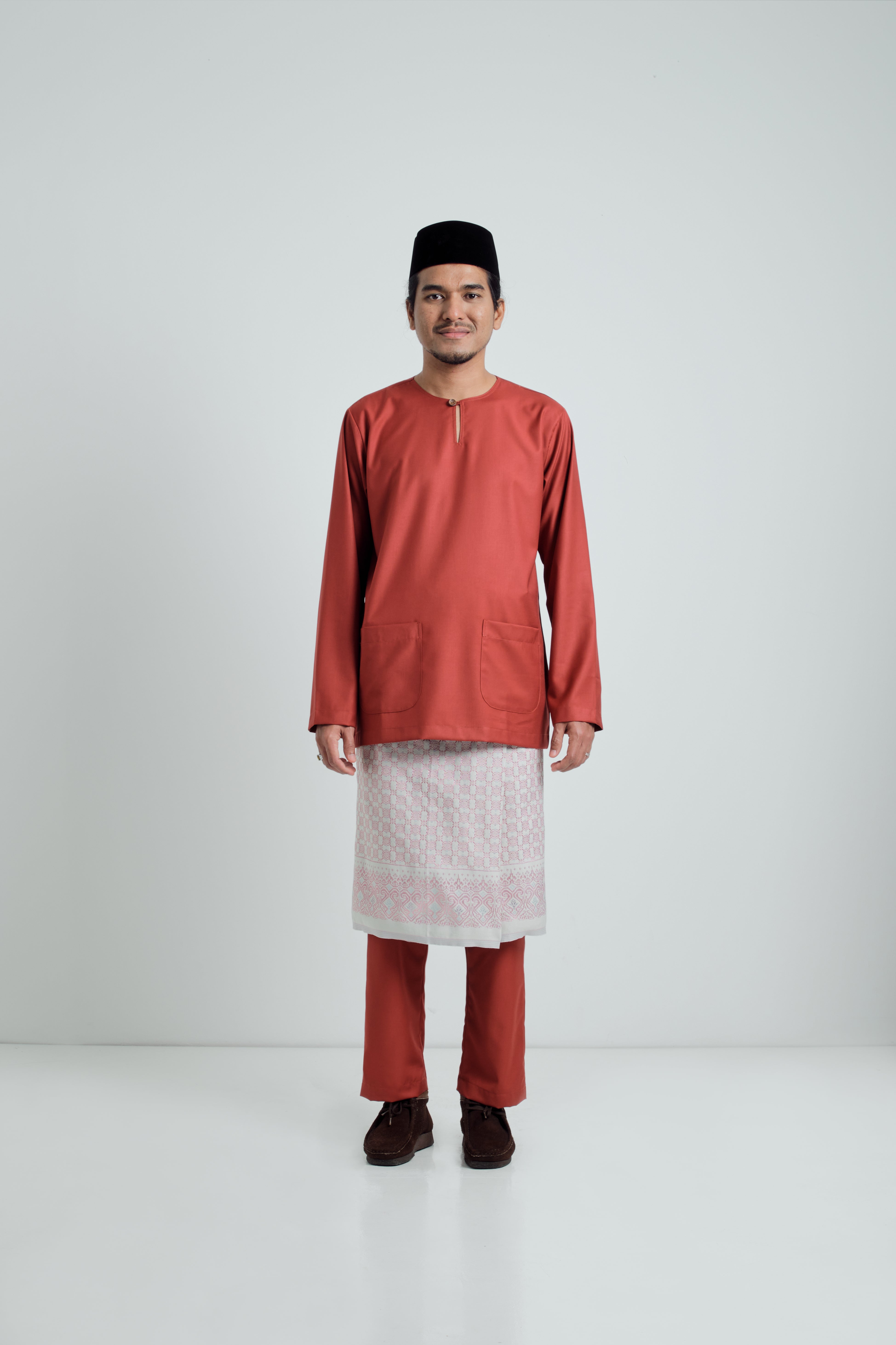 Patawali Modern Fit Baju Melayu Teluk Belanga - Brick Red
