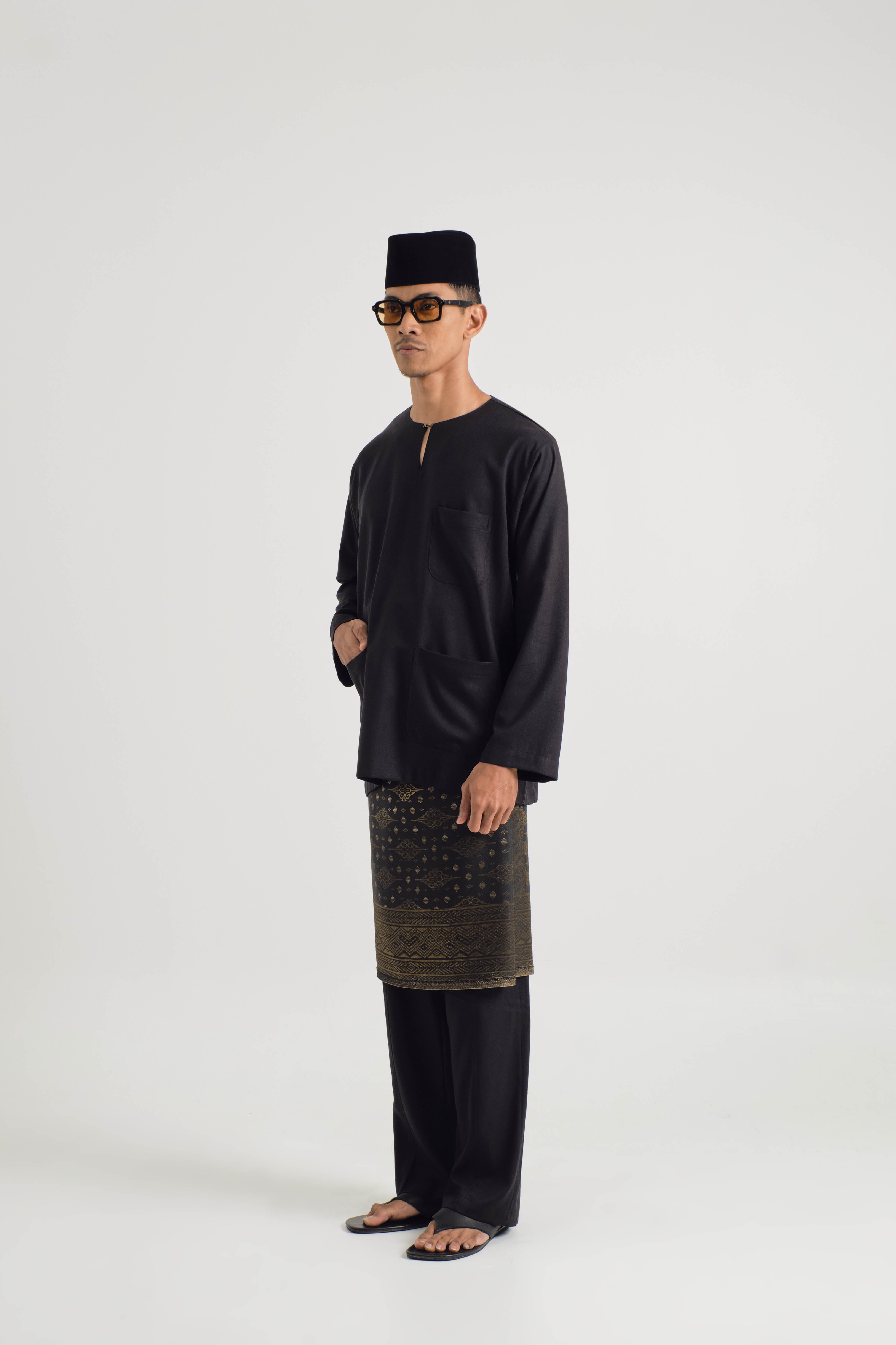 OG' Series Baju Melayu Teluk Belanga Klasik Seluar Modern - Hitam Tundra