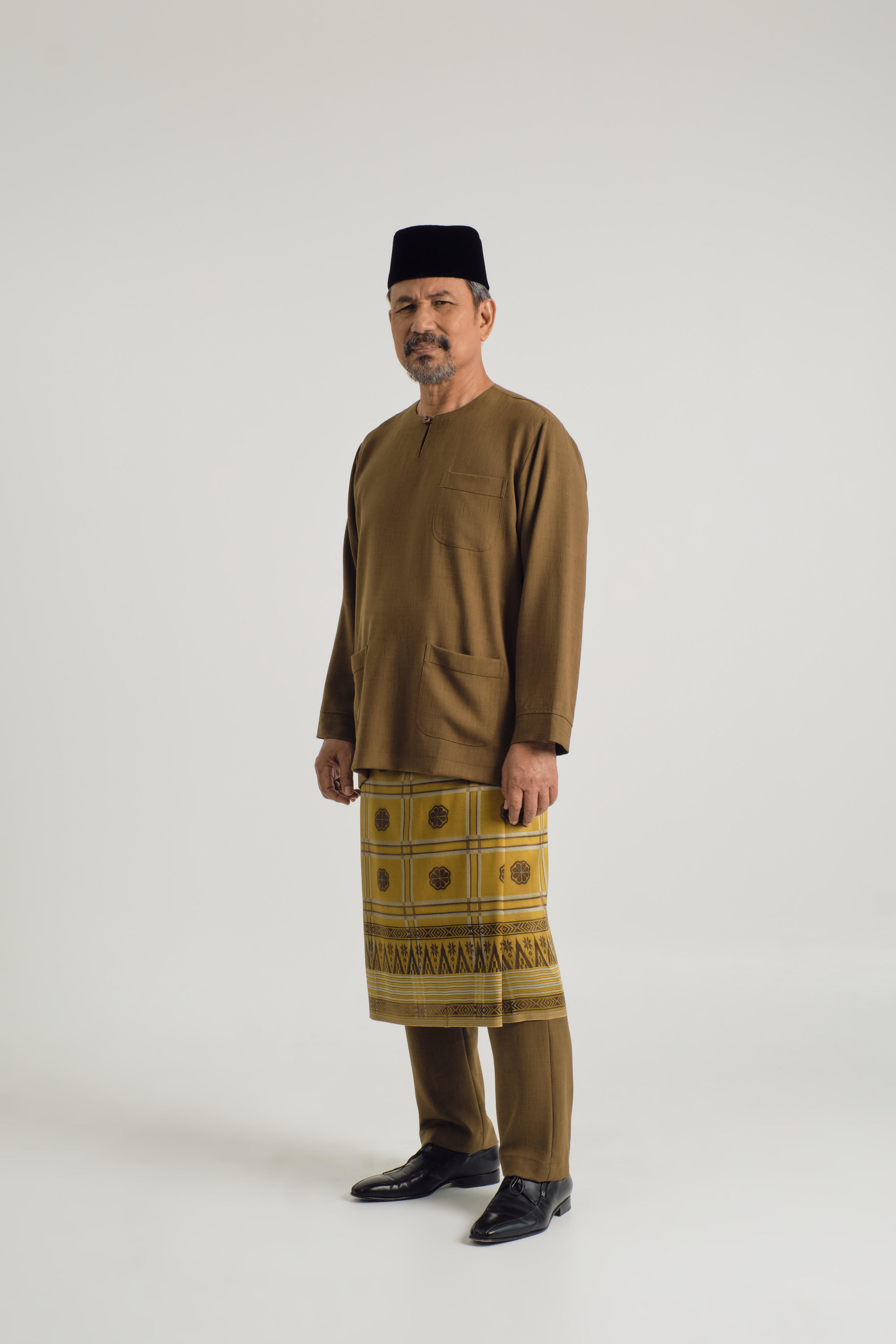 KHATAM x M.NASIR : Classic Fit Baju Melayu Teluk Belanga - Olive Green