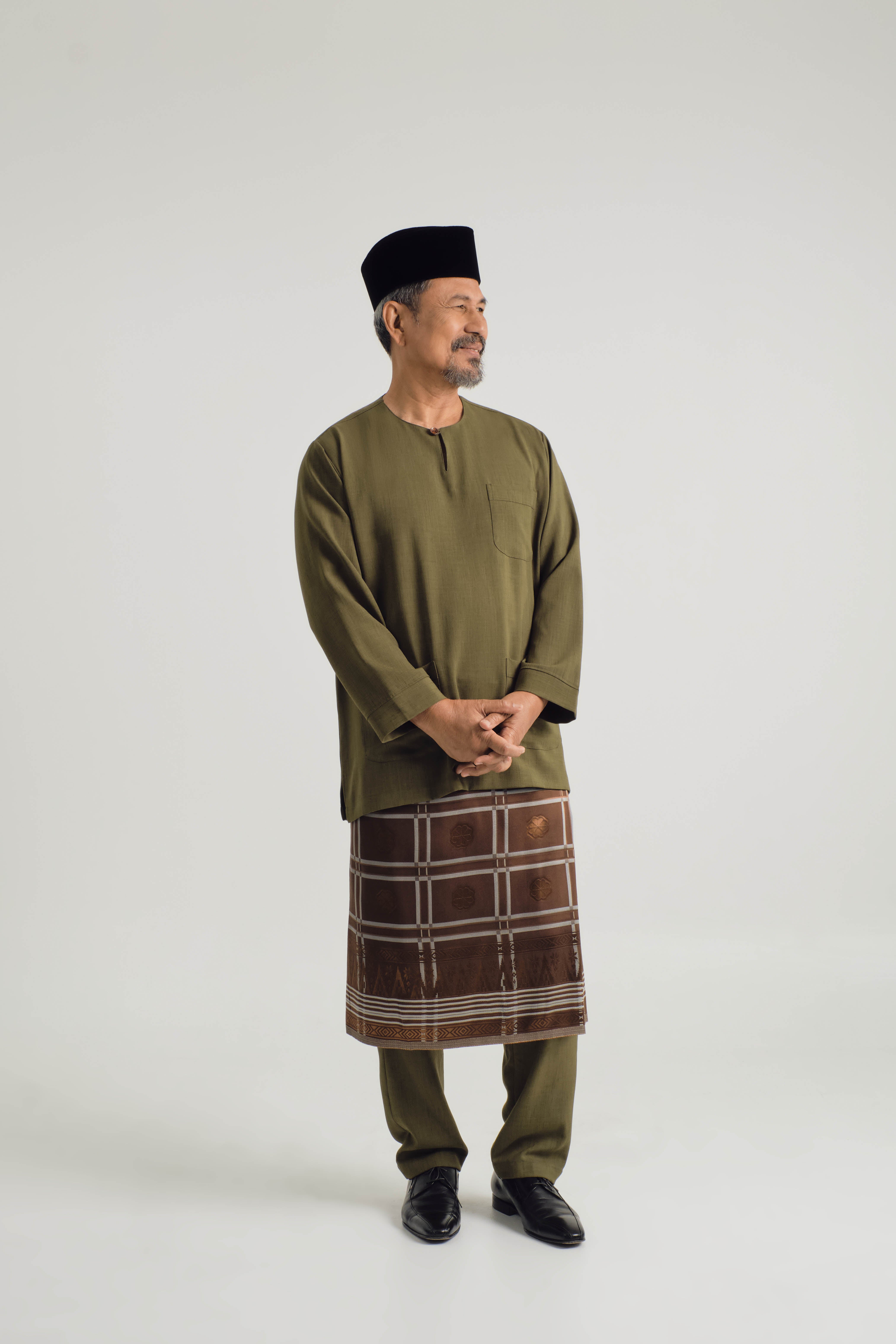 KHATAM x M.NASIR : Classic Fit Baju Melayu Teluk Belanga - Green