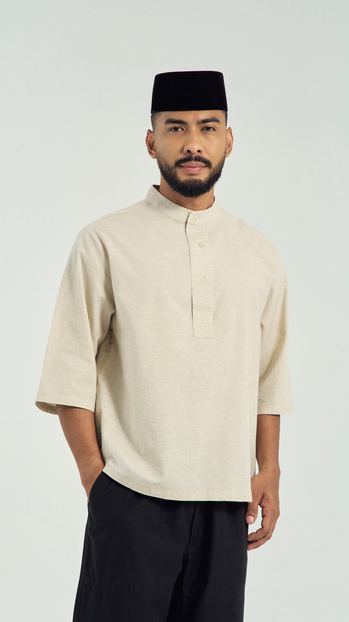 Kuadra Loose Fit Men Top Quarter Sleeve - Sand Beige
