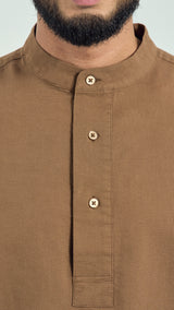 Kuadra Loose Fit Men Top Quarter Sleeve - Brown