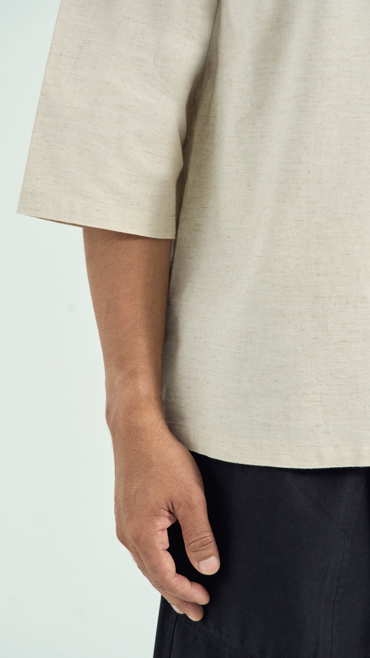 Kuadra Loose Fit Men Top Quarter Sleeve - Sand Beige