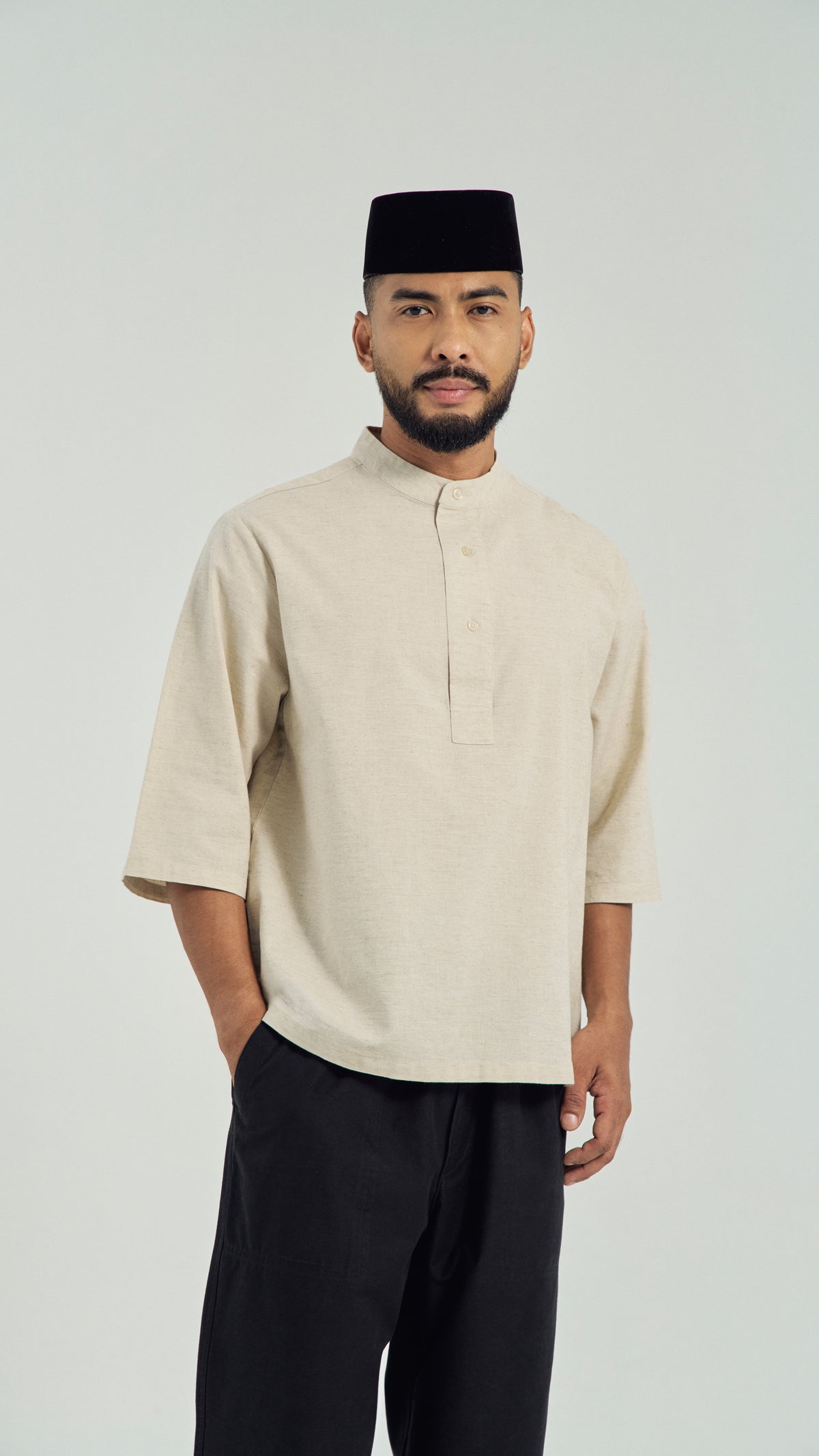 Kuadra Loose Fit Men Top Quarter Sleeve - Sand Beige