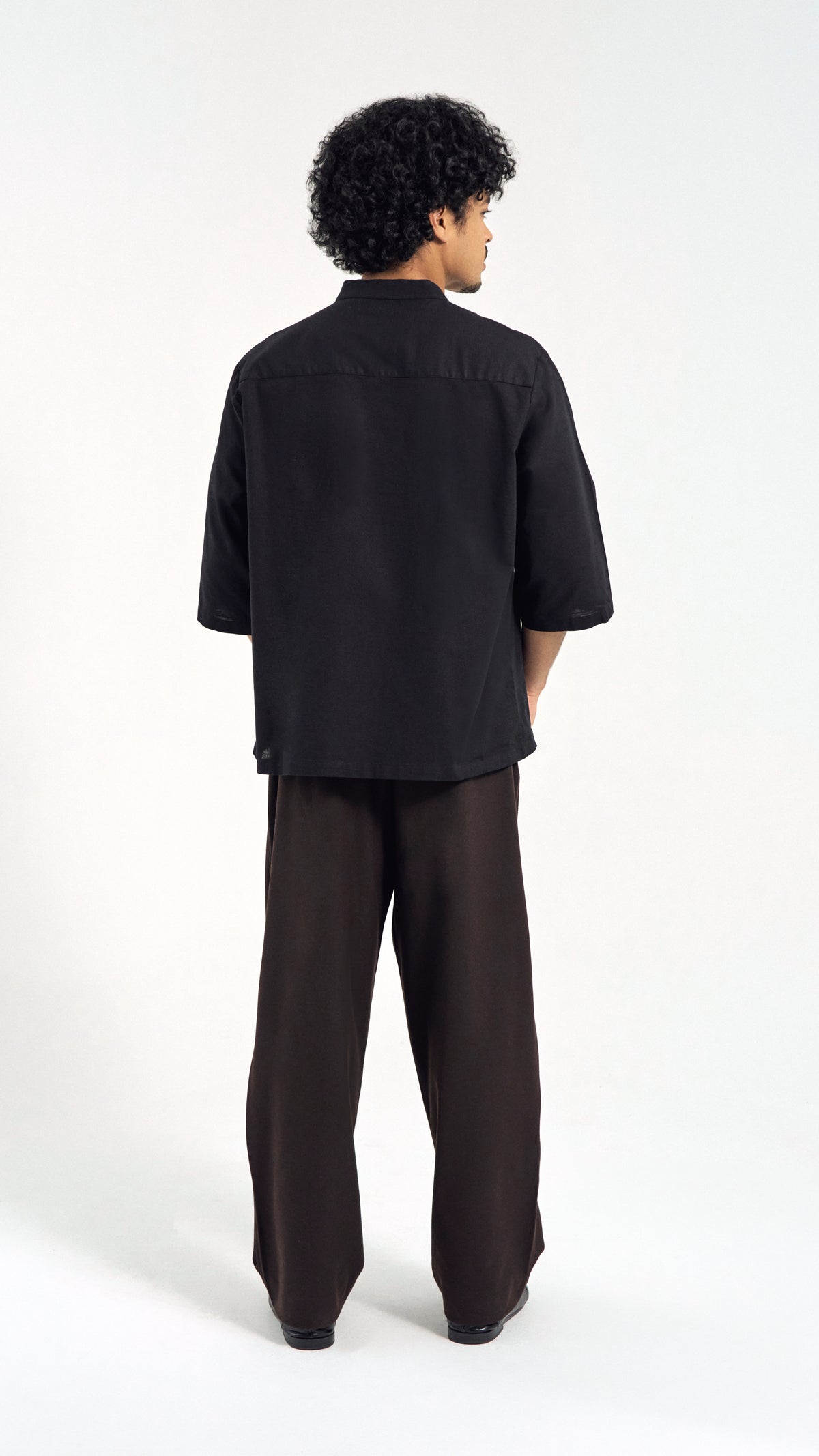 Kuadra Loose Fit Men Top Quarter Sleeve - Black