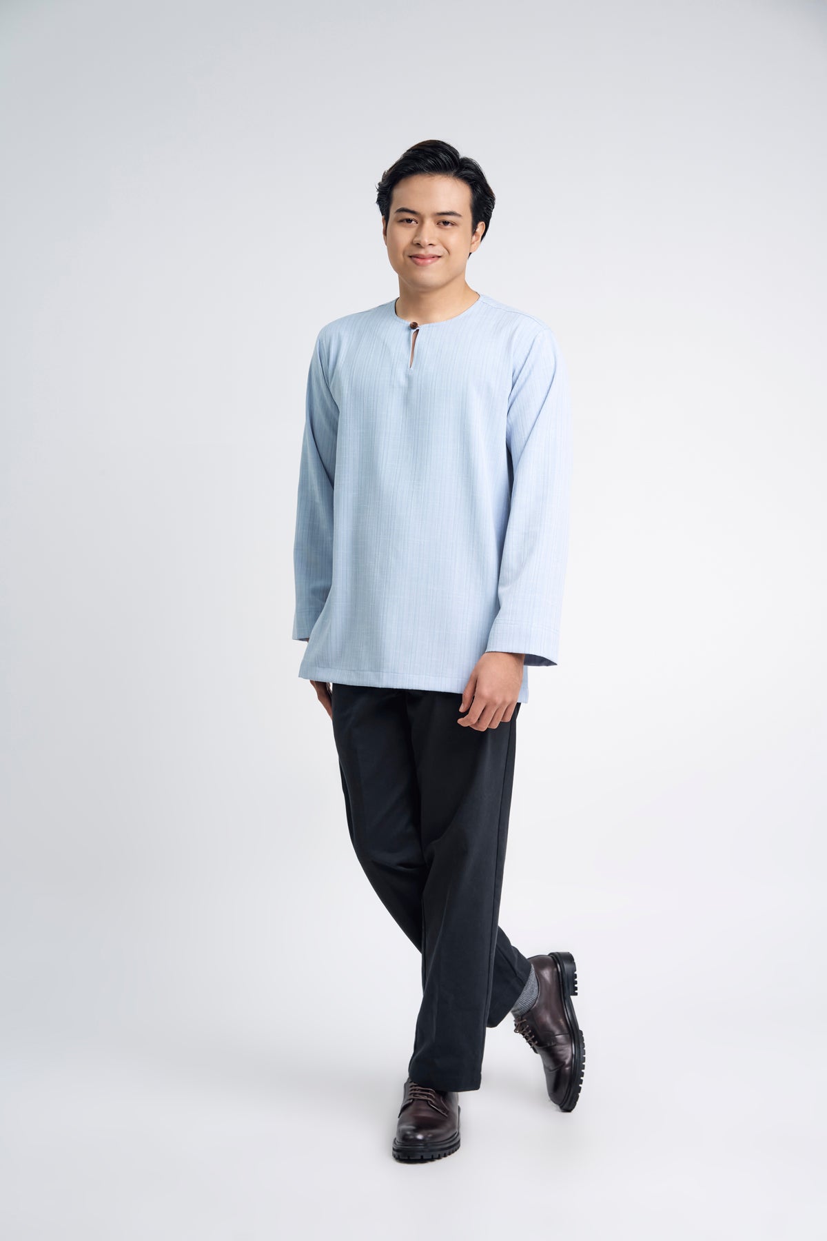 Lembar Modern Fit Long Sleeves Top - Light Blue