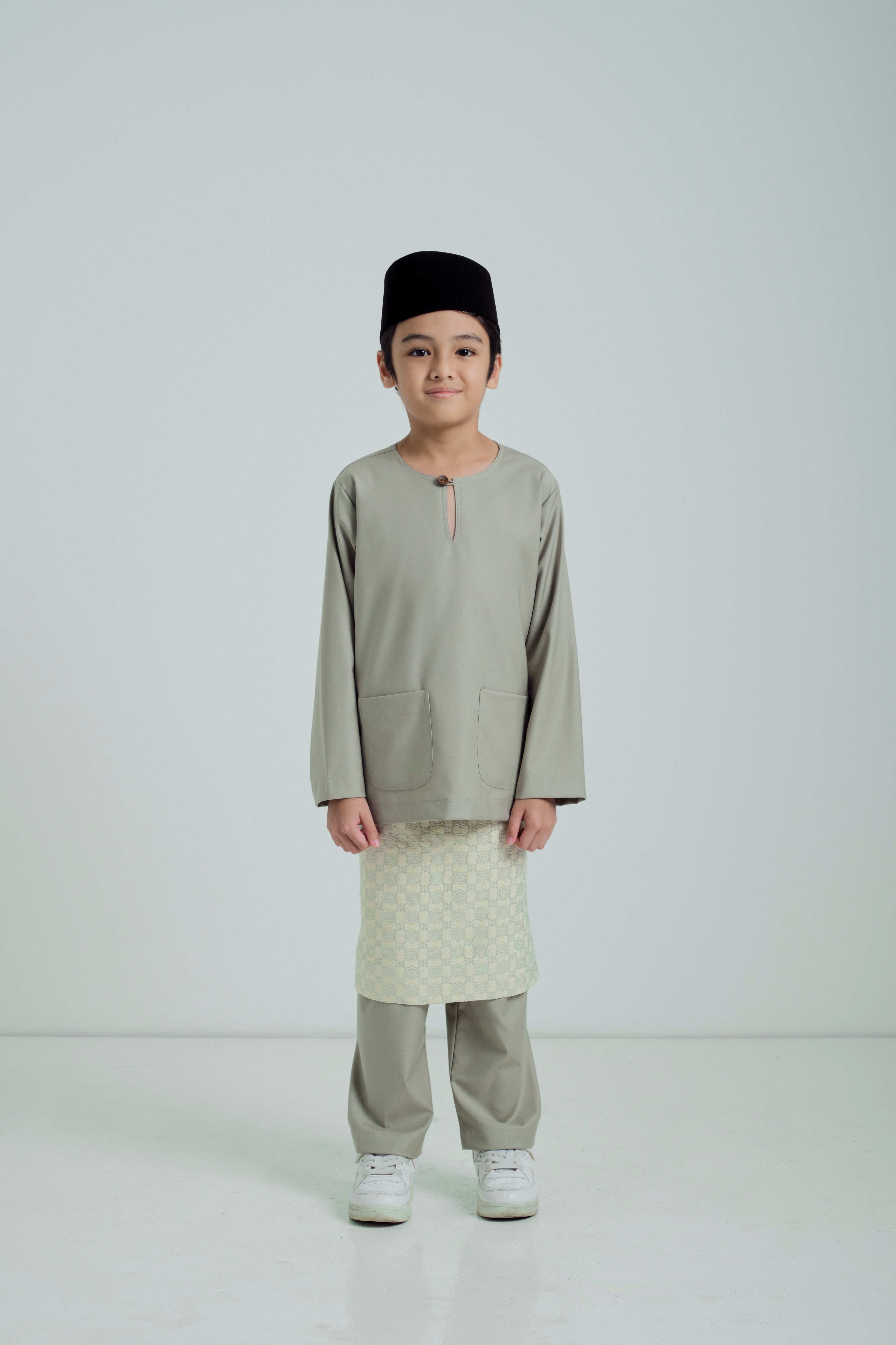 Patawali Boys Baju Melayu Teluk Belanga - Light Olive