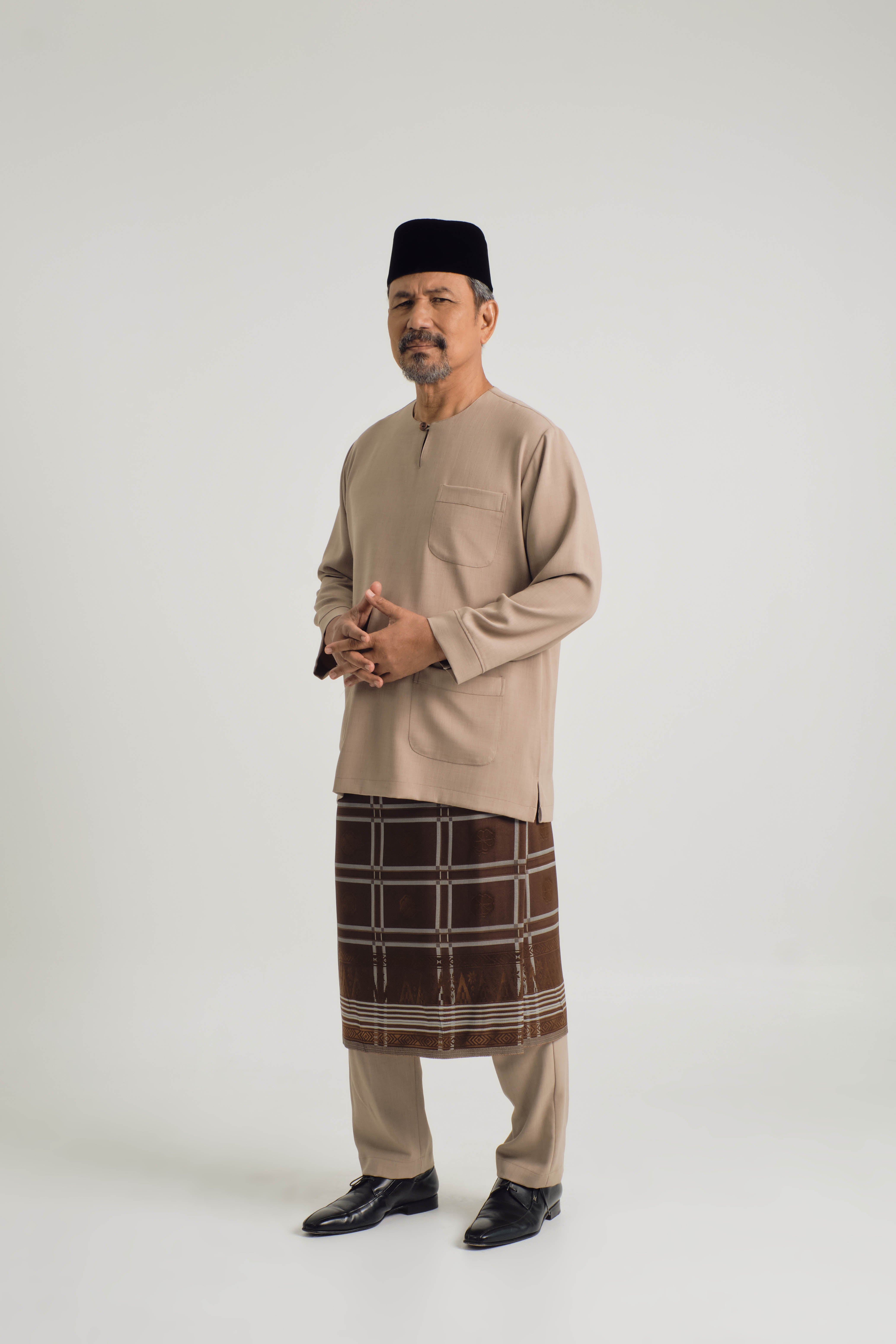 KHATAM x M.NASIR : Classic Fit Baju Melayu Teluk Belanga - Light Brown