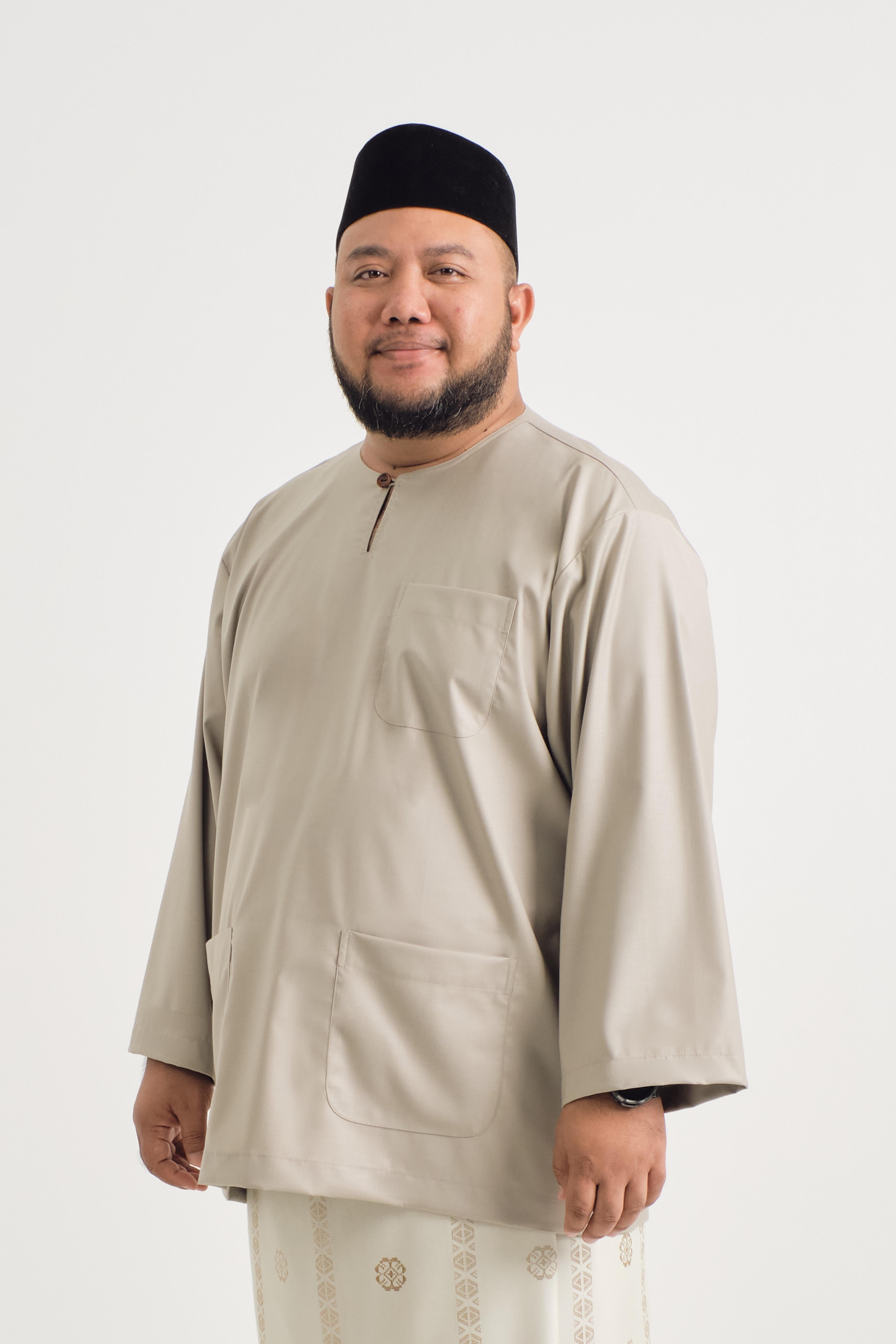 Patawali Classic Fit Baju Melayu Teluk Belanga - Light Olive