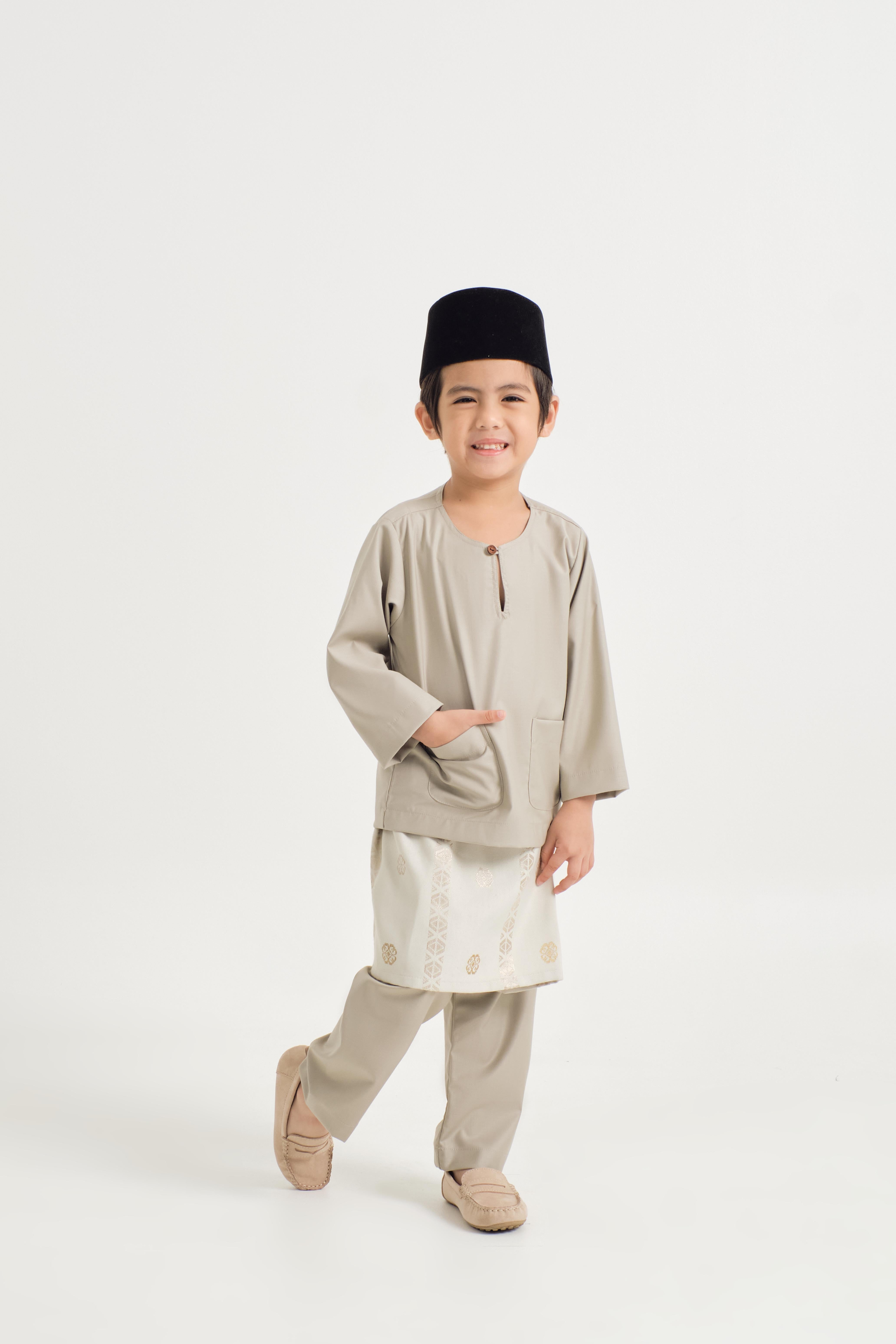 Patawali Boys Baju Melayu Teluk Belanga - Light Olive