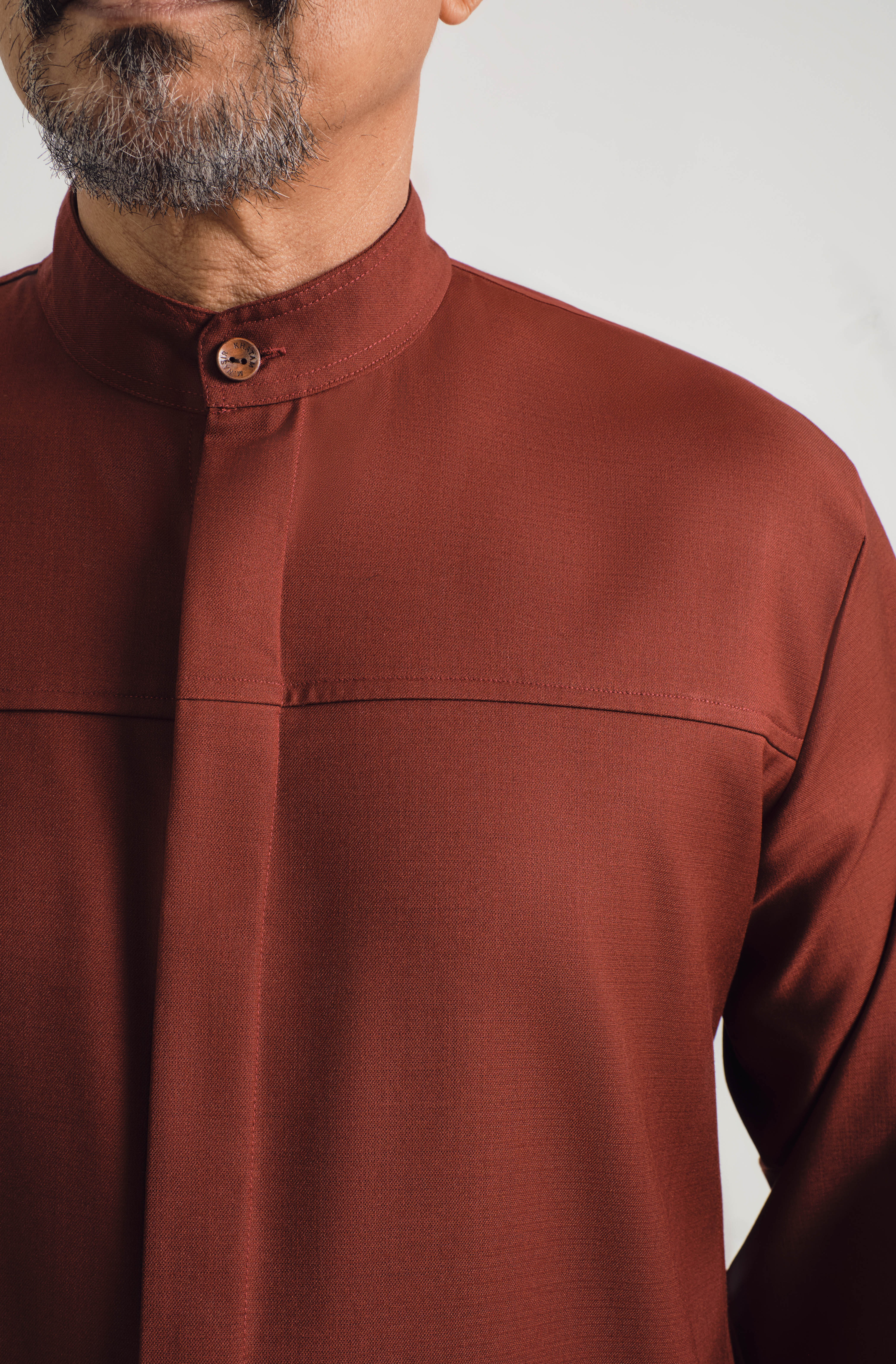 KHATAM x M.NASIR : Layang Collared Top - Maroon