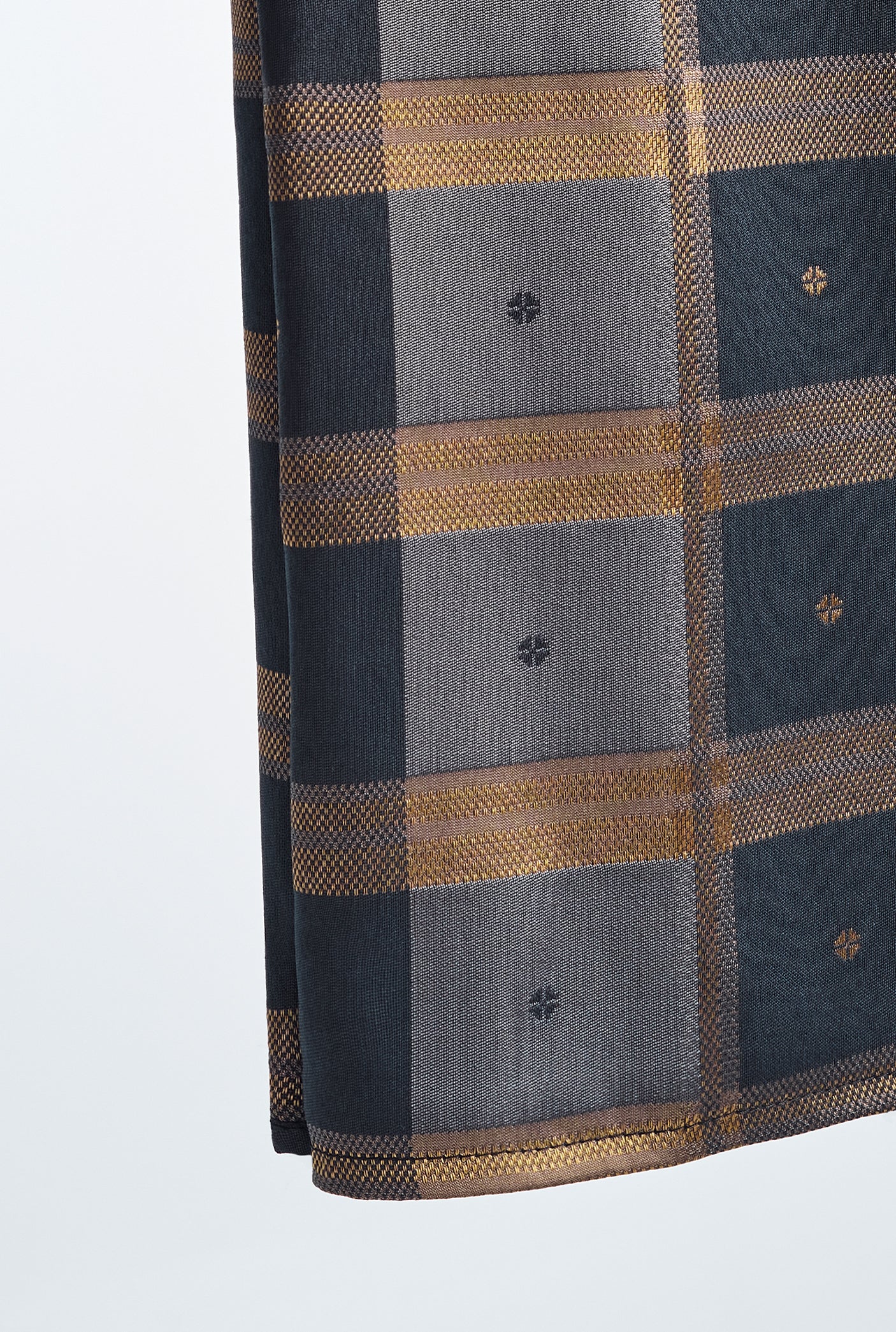 Samping Lajur Cengkih - Emas Hitam