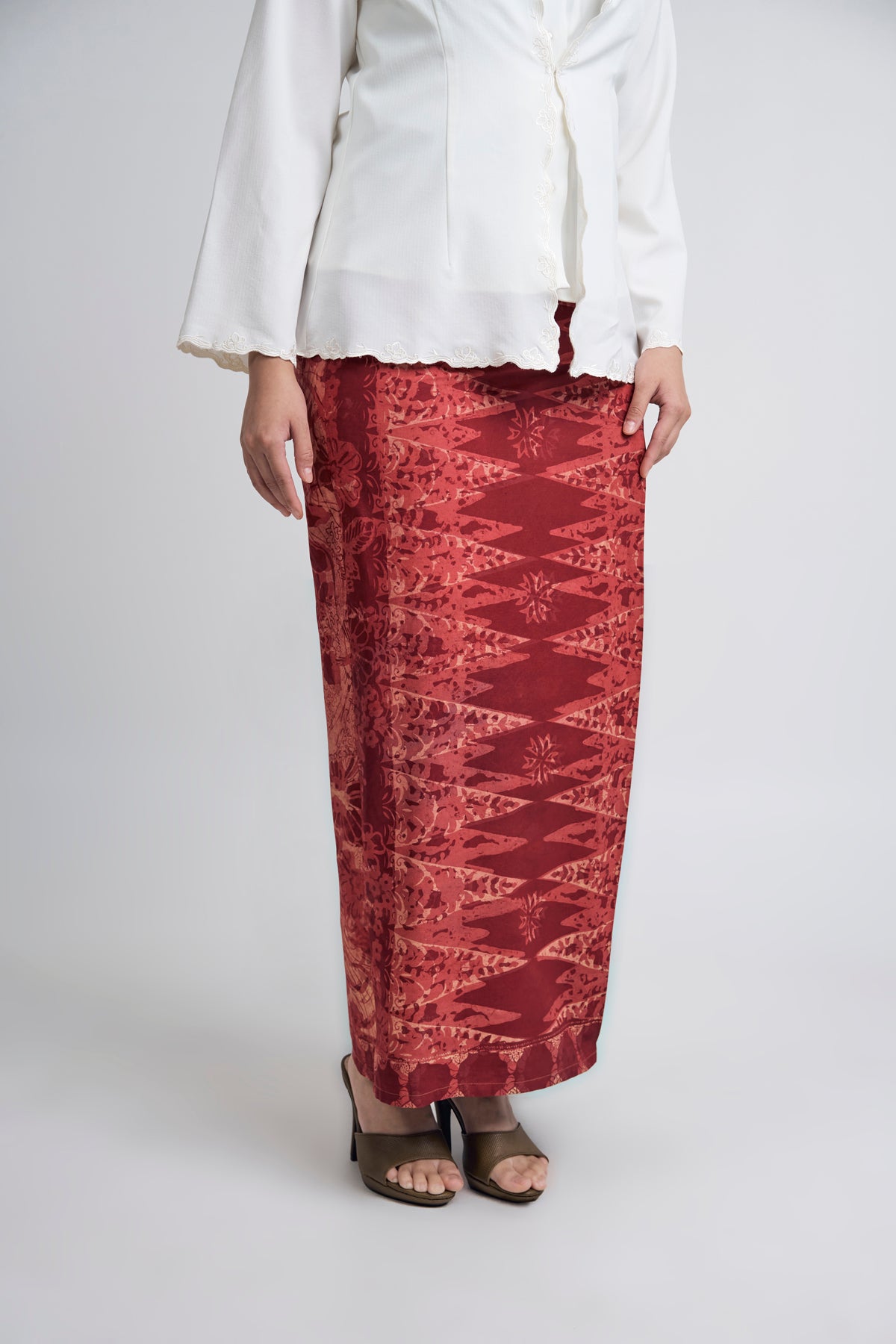 Artisan Clay Batik (Skirt) - Mandarin Red