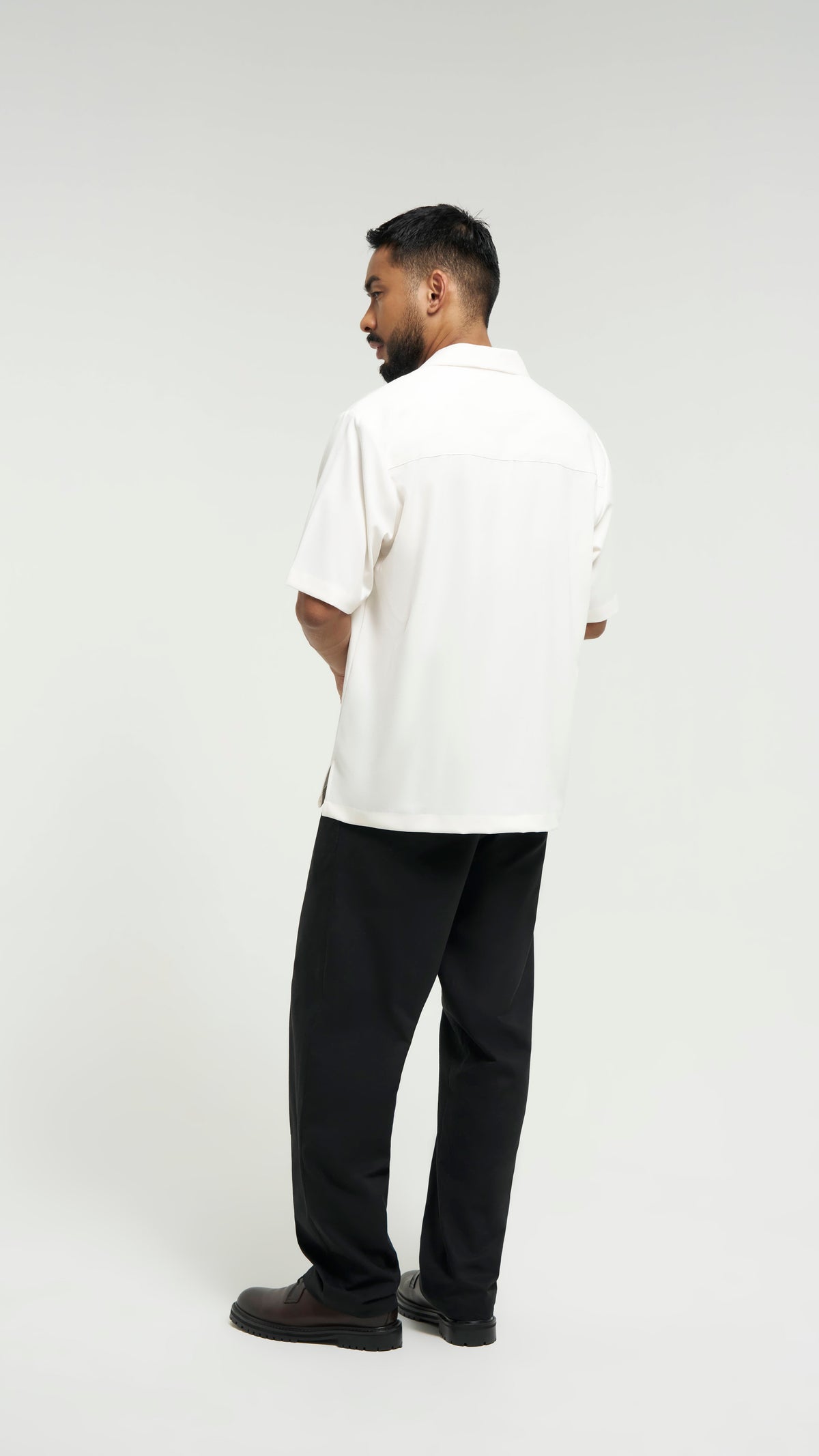 Tasor Loose Fit Short Sleeve Shirt - Off White
