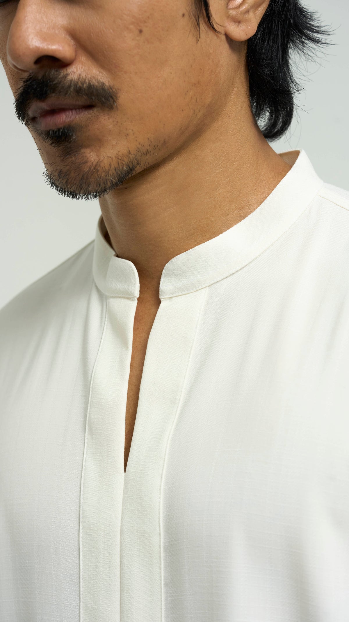 Tasor Modern Fit Collared Top - Off White