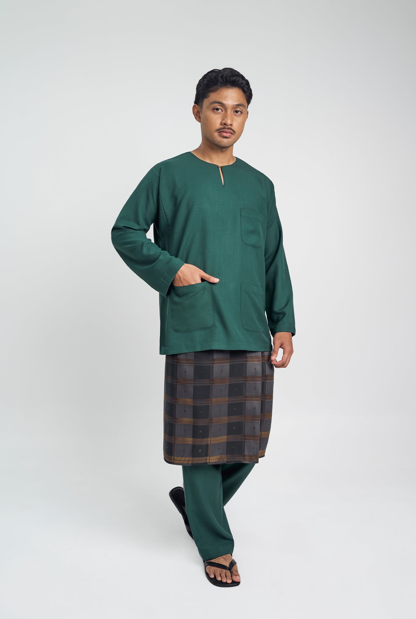 OG' Series Baju Melayu Teluk Belanga Klasik Seluar Ikat - Hijau Zamrud
