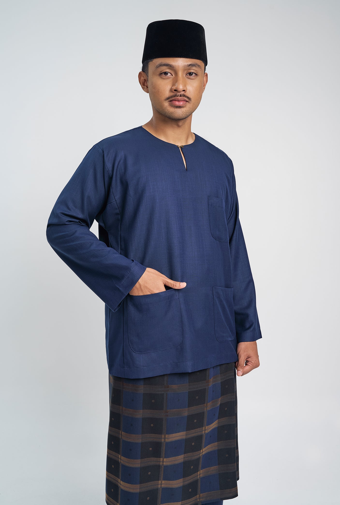 OG' Series Baju Melayu Teluk Belanga Klasik Seluar Ikat - Biru Gelap