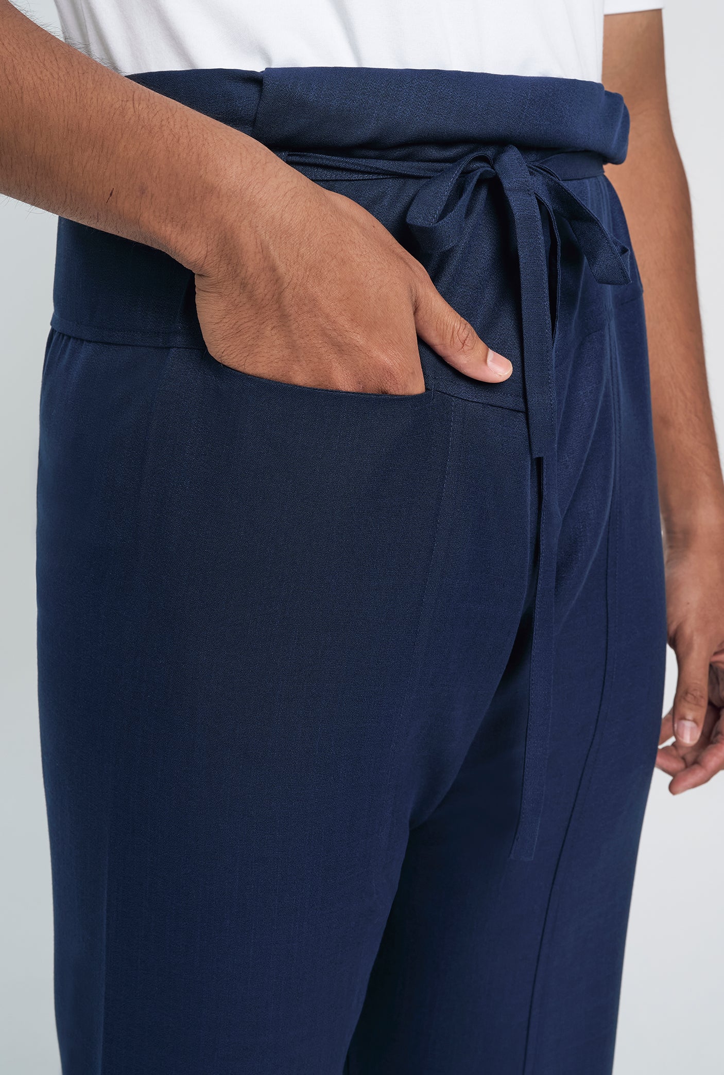 OG' Series Baju Melayu Teluk Belanga Klasik Seluar Ikat - Biru Gelap