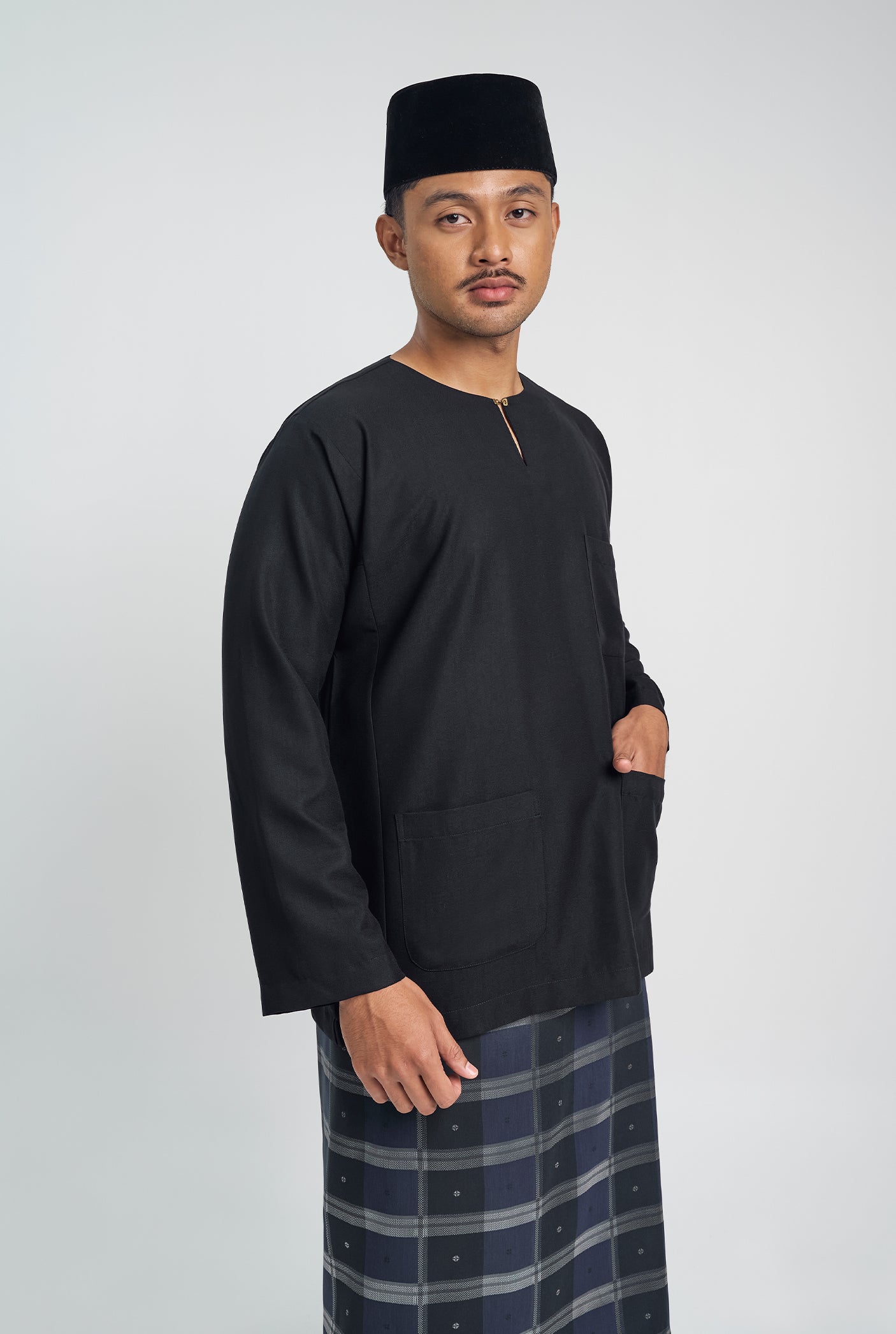 OG' Series Baju Melayu Teluk Belanga Klasik Seluar Ikat - Hitam Tundra
