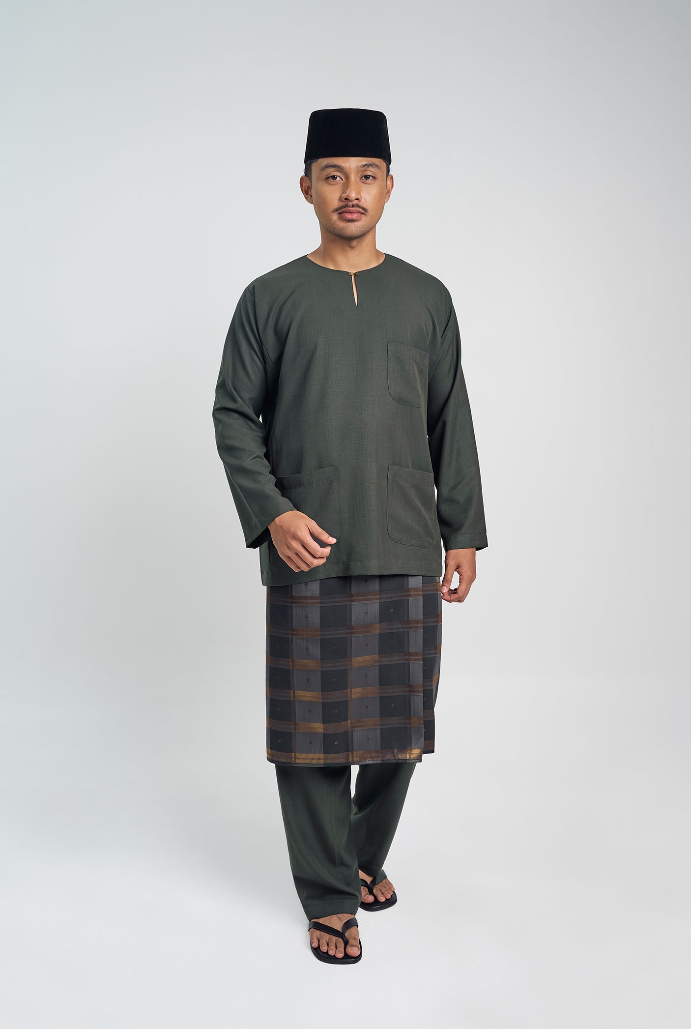 OG' Series Baju Melayu Teluk Belanga Klasik Seluar Ikat - Hijau Arang