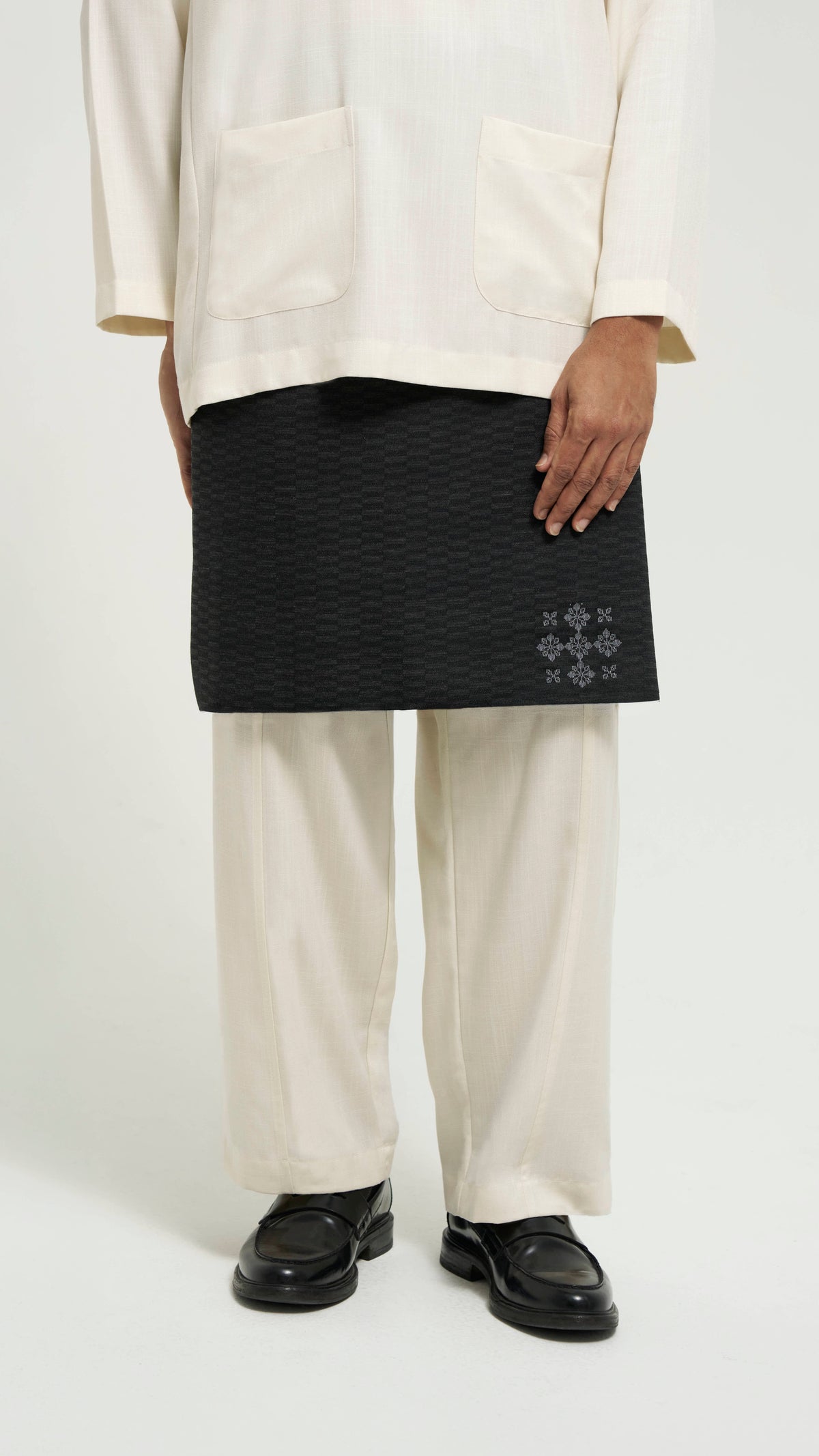 OG' Series Baju Melayu Teluk Belanga Klasik Seluar Moden - Putih Gading