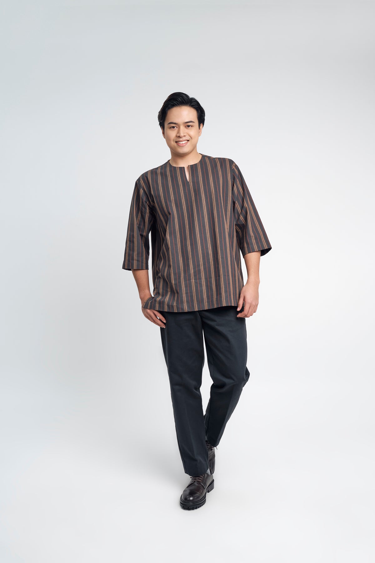 Palong Loose Fit Men Top Quarter - Dark Grey