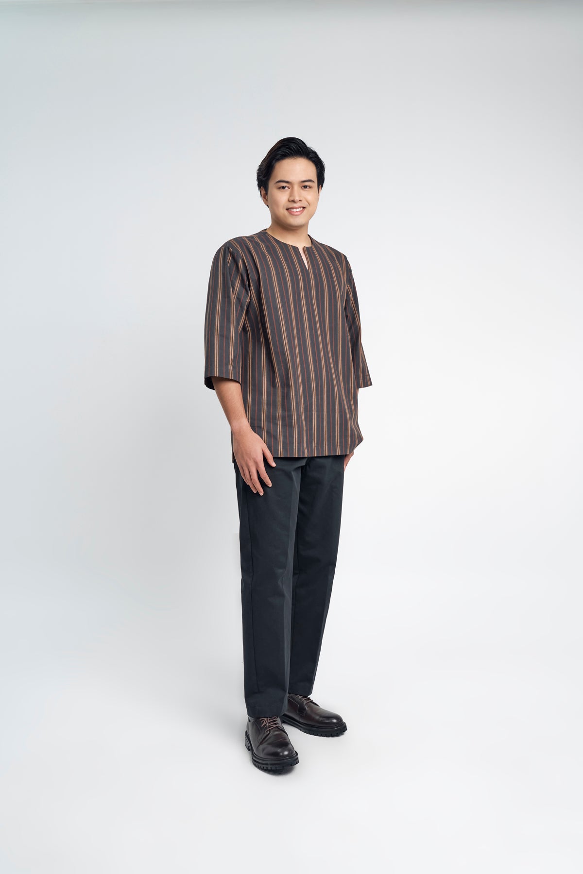 Palong Loose Fit Men Top Quarter - Dark Grey